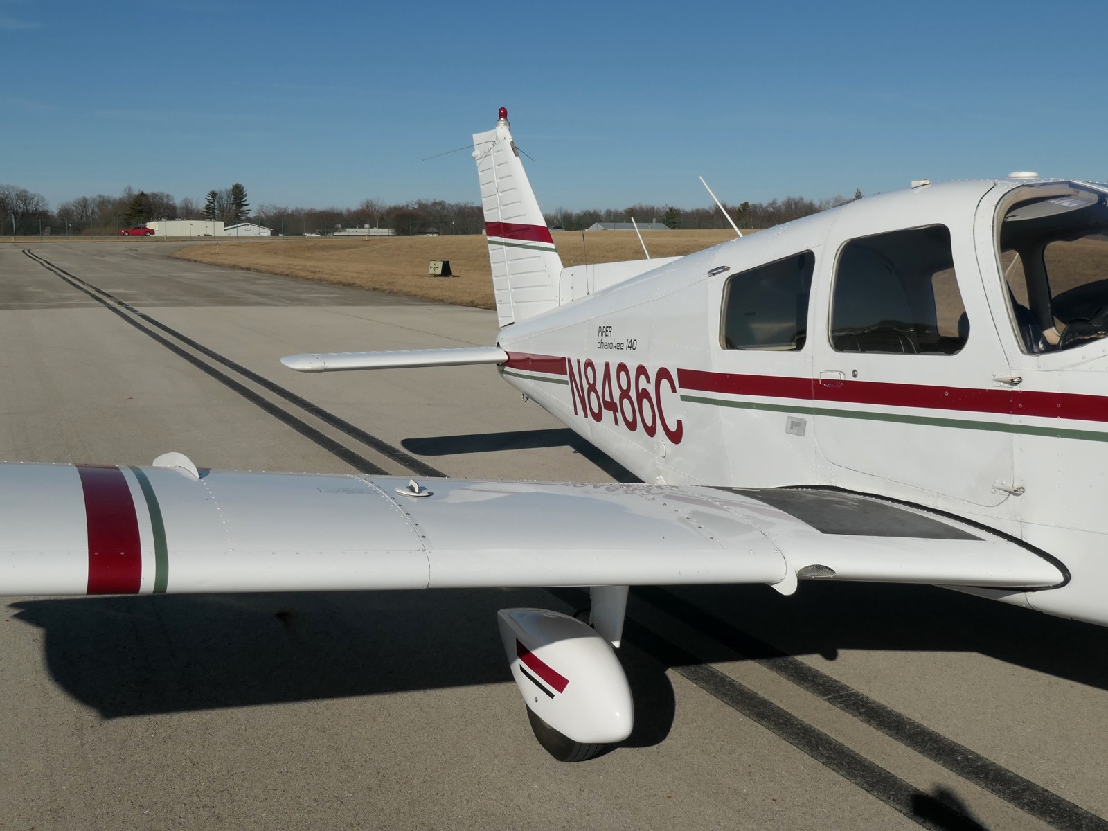 Piper Cherokee PA-140 - N8486C