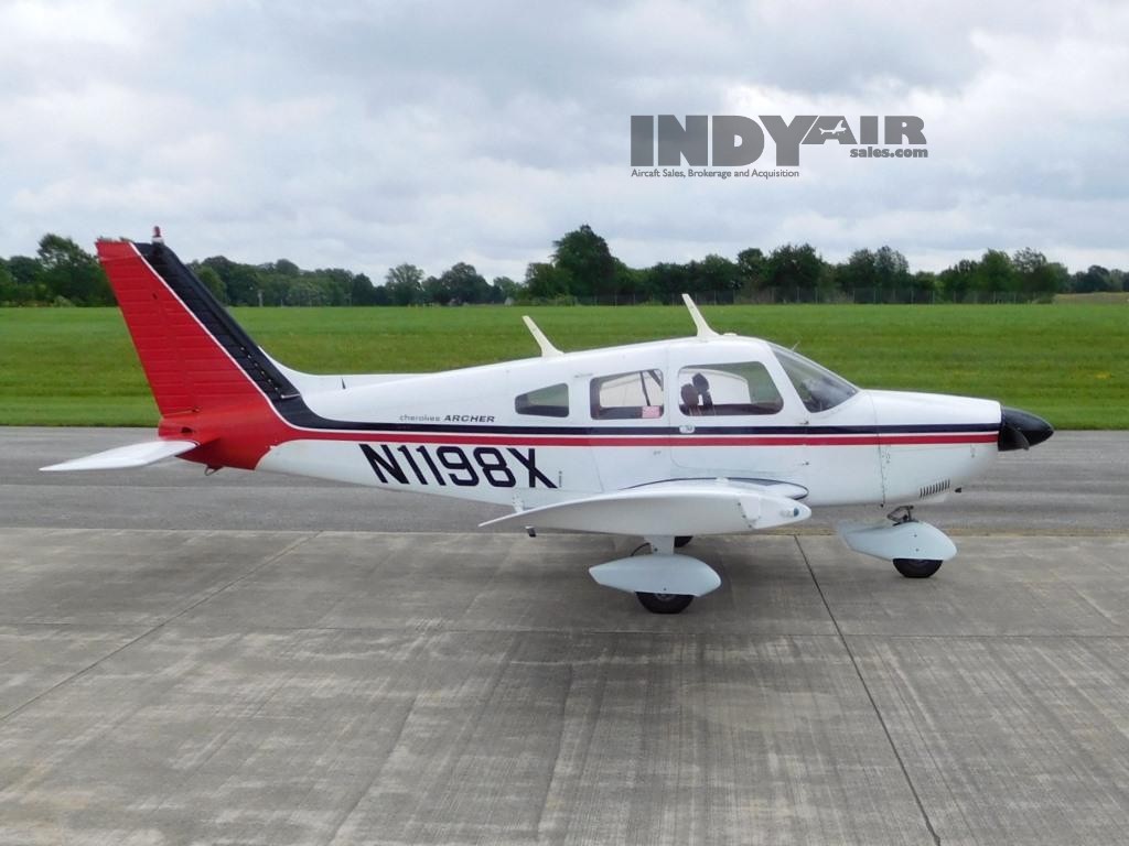 1975 Piper Archer - N1198X