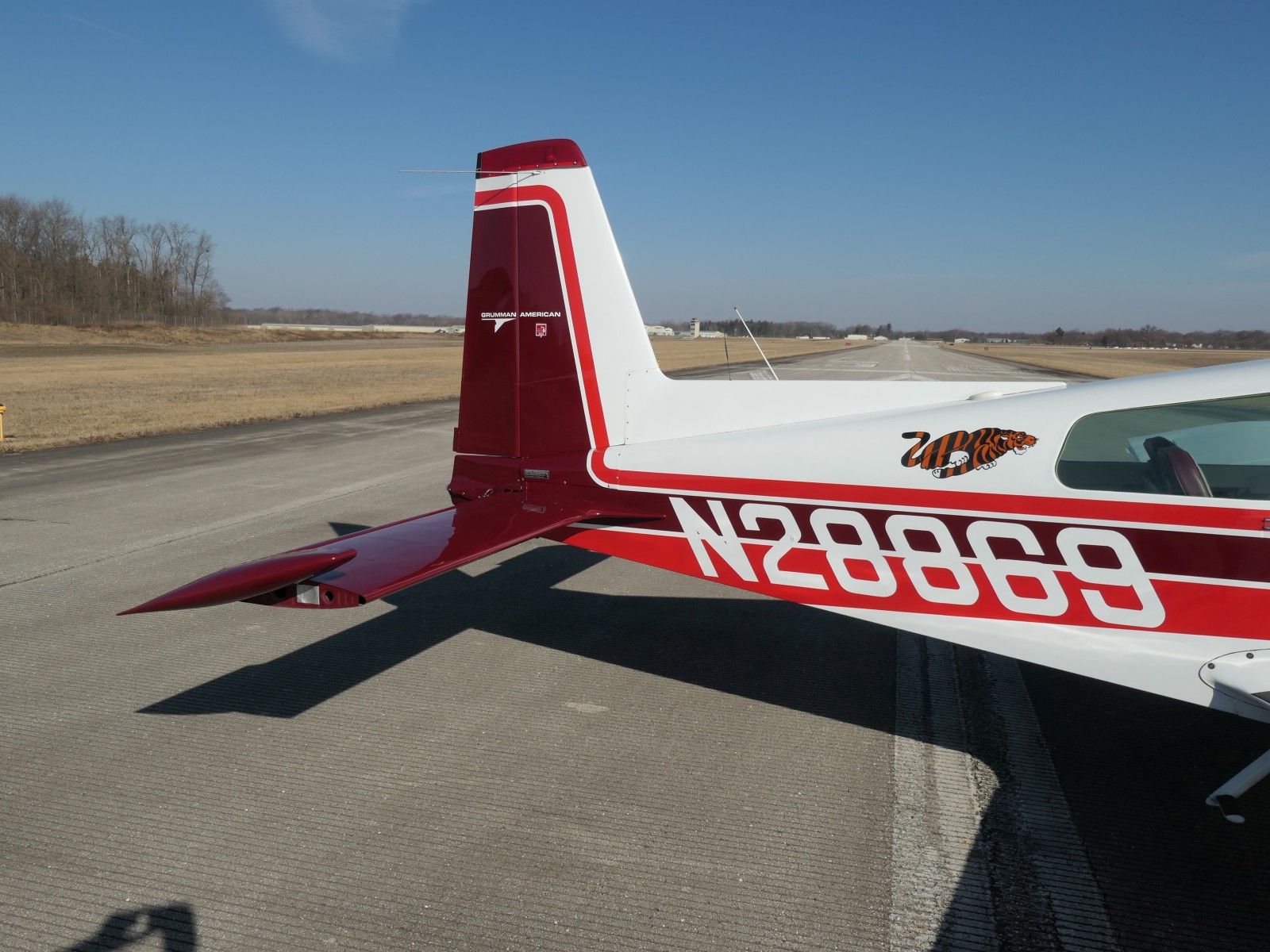 Grumman AA5B Tiger - N28869