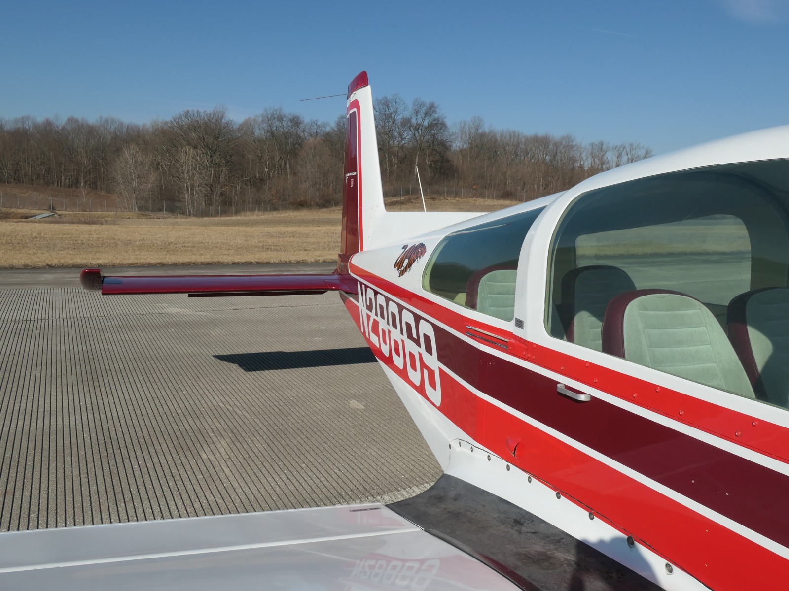 Grumman AA5B Tiger - N28869