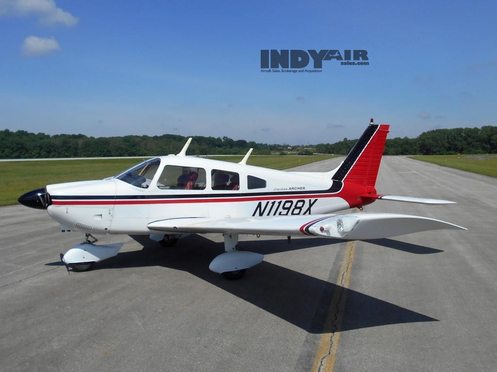 1975 Piper Archer - N1198X