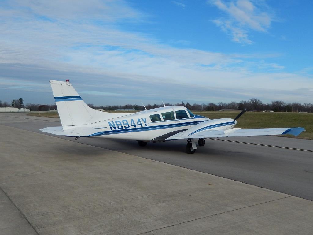 1971 Piper PA39 Twin Comanche- N8944Y