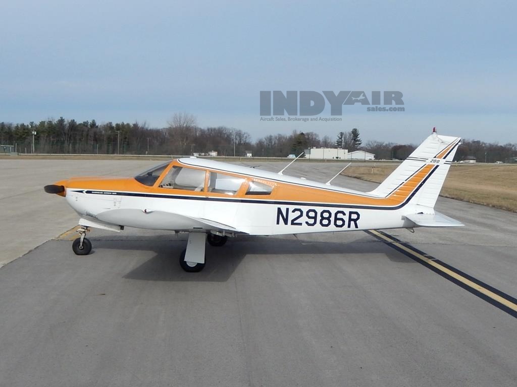 1969 Piper Arrow 200 - N2986R