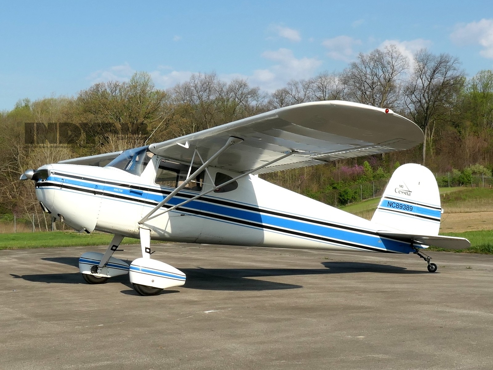 Cessna C140 - N89389