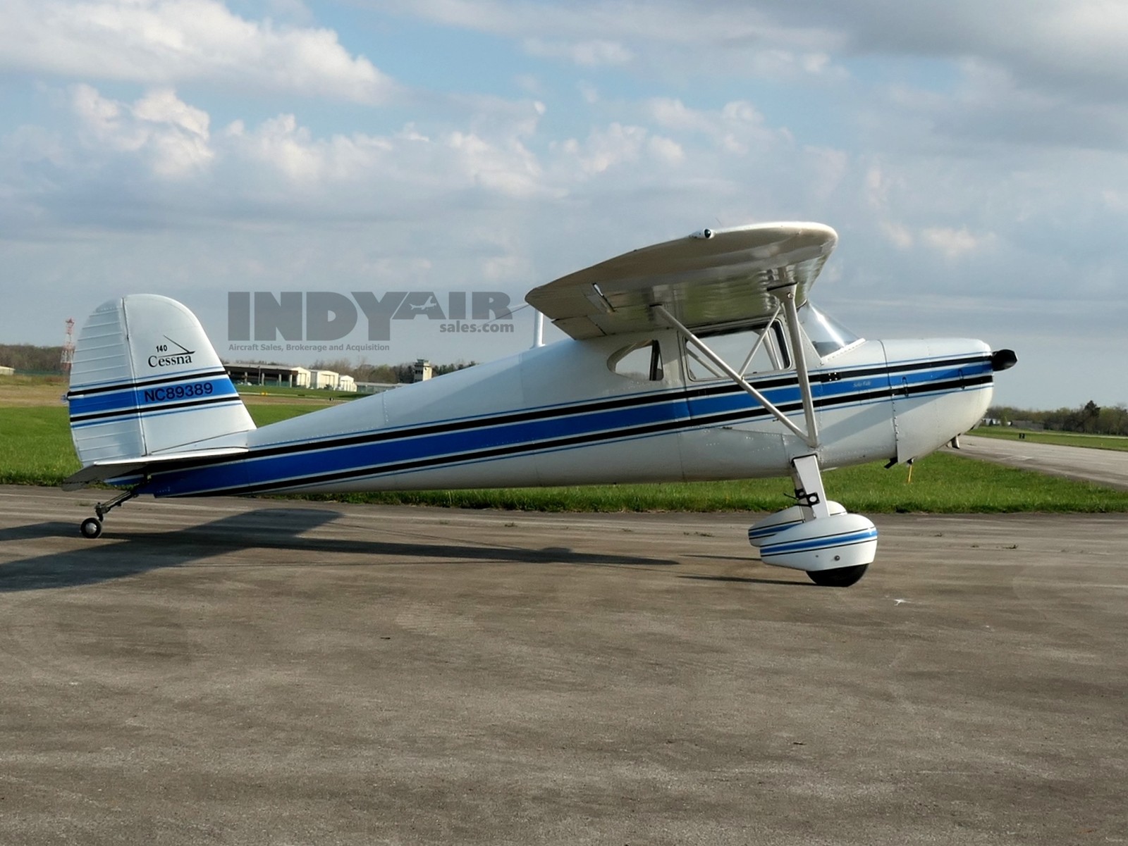 Cessna C140 - N89389