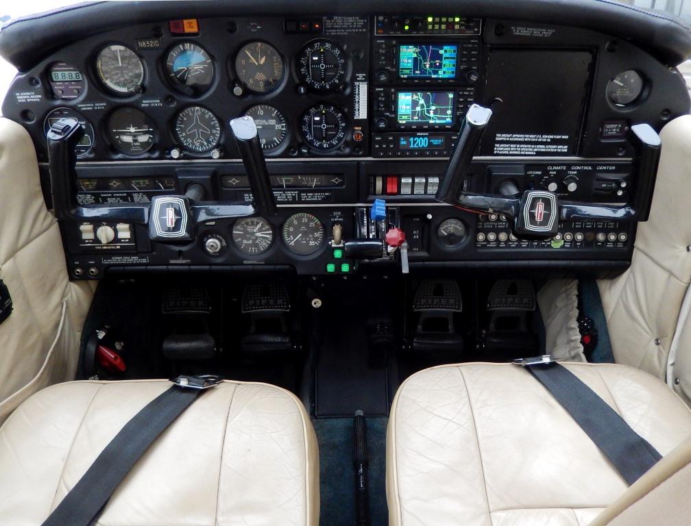 1976 Piper Arrow II   200 HP-N8321C