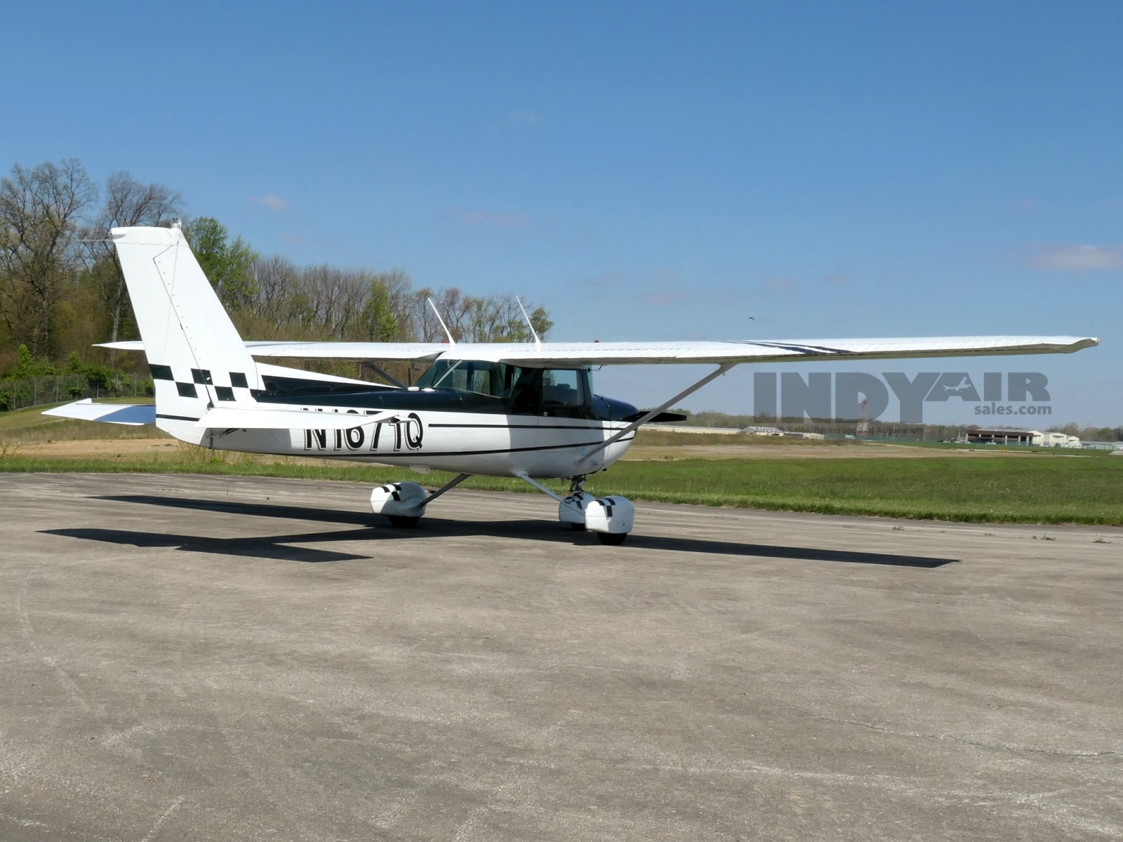 Cessna 150L - N1671Q