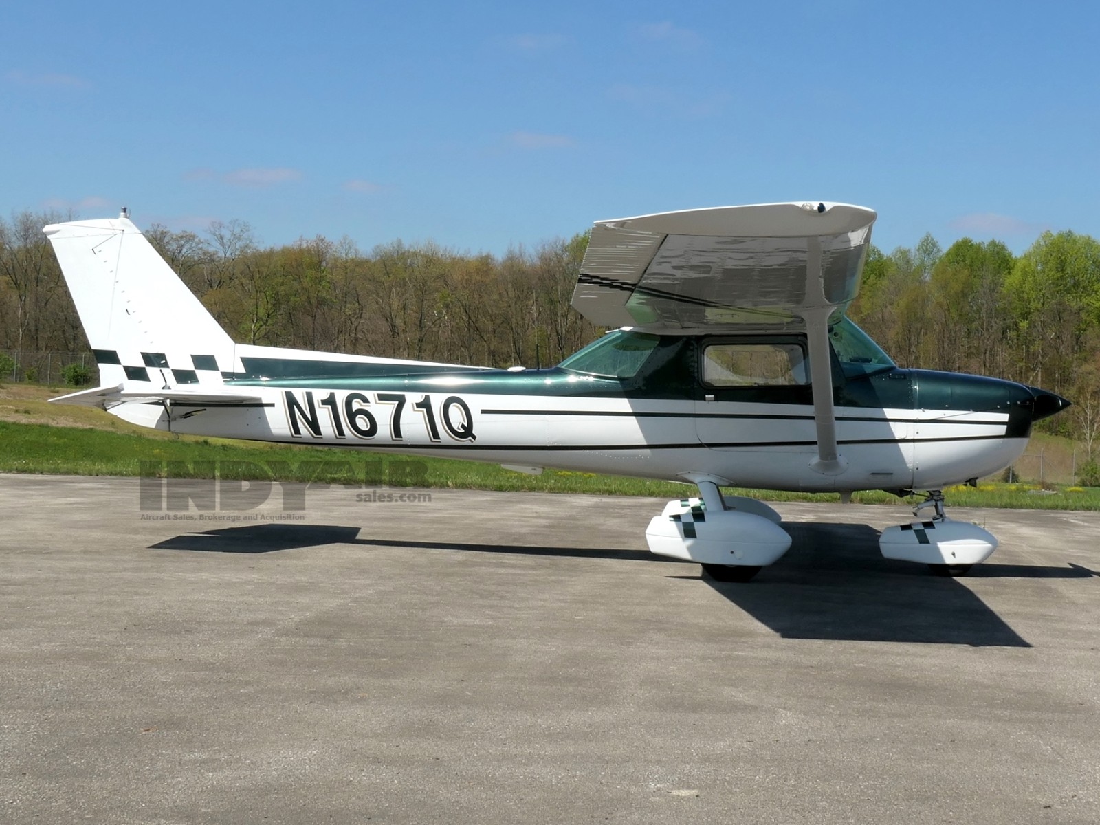 Cessna 150L - N1671Q