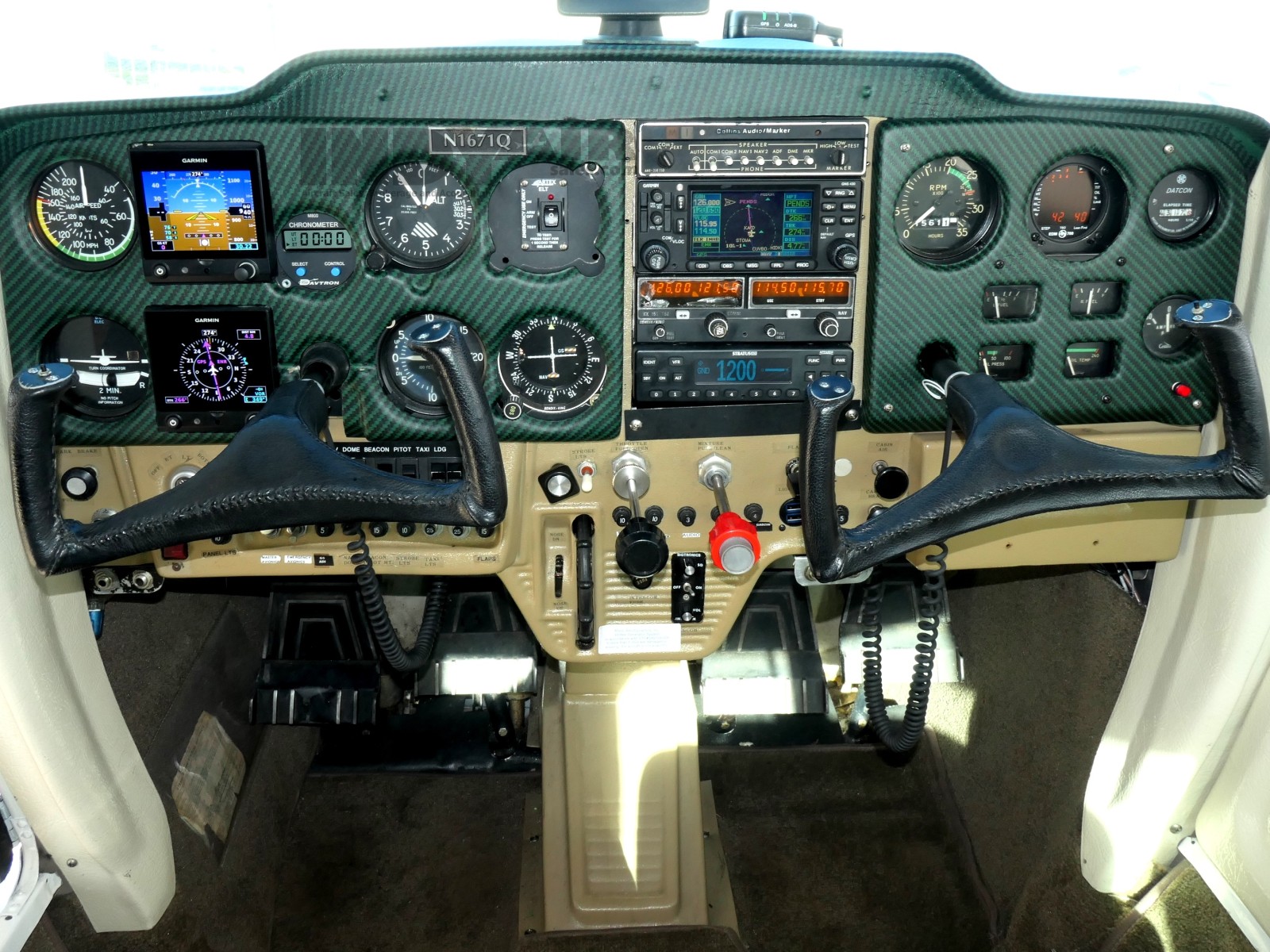 Cessna 150L - N1671Q