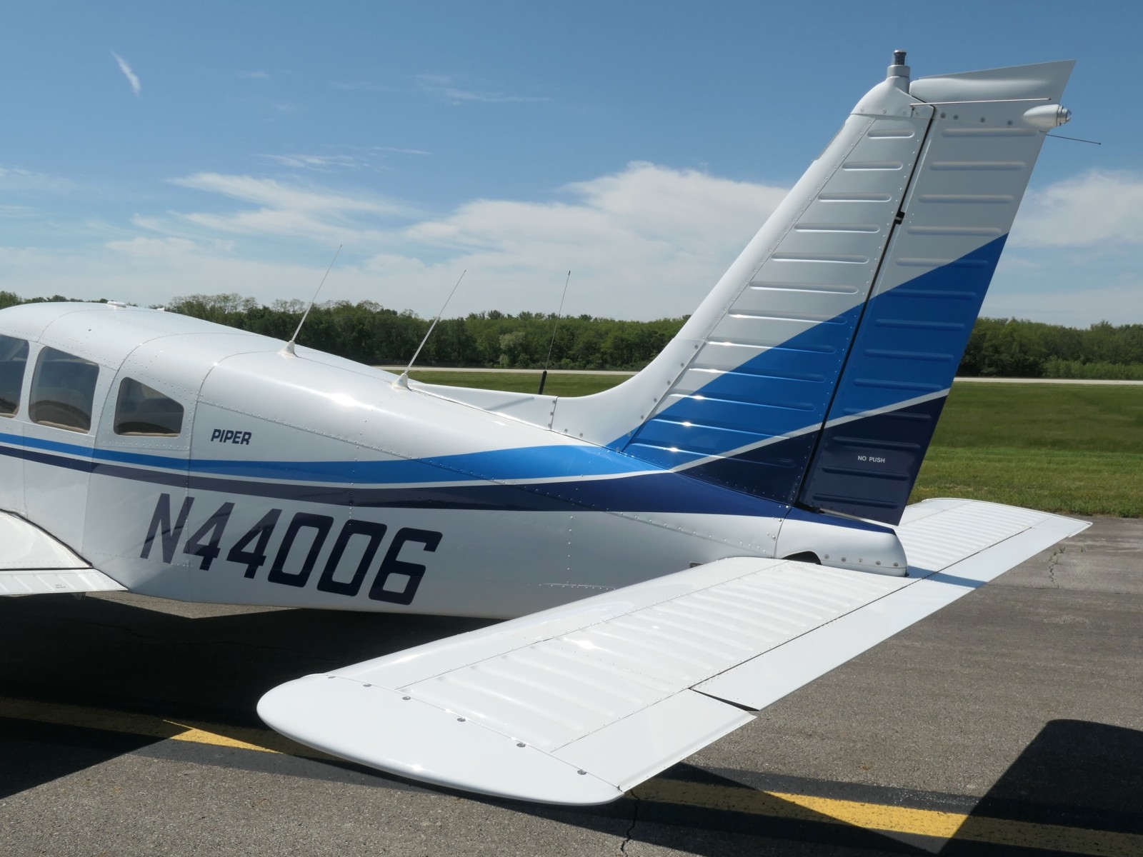 Piper Warrior - N44006