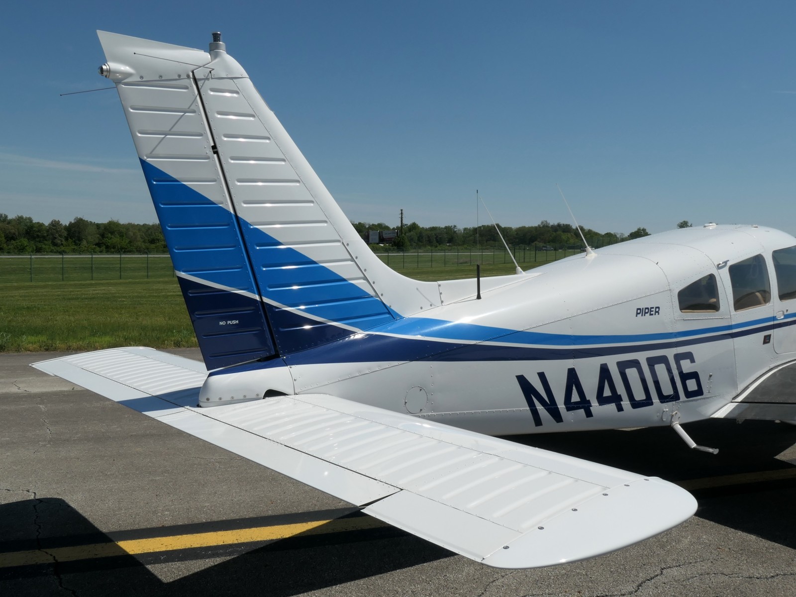 Piper Warrior - N44006