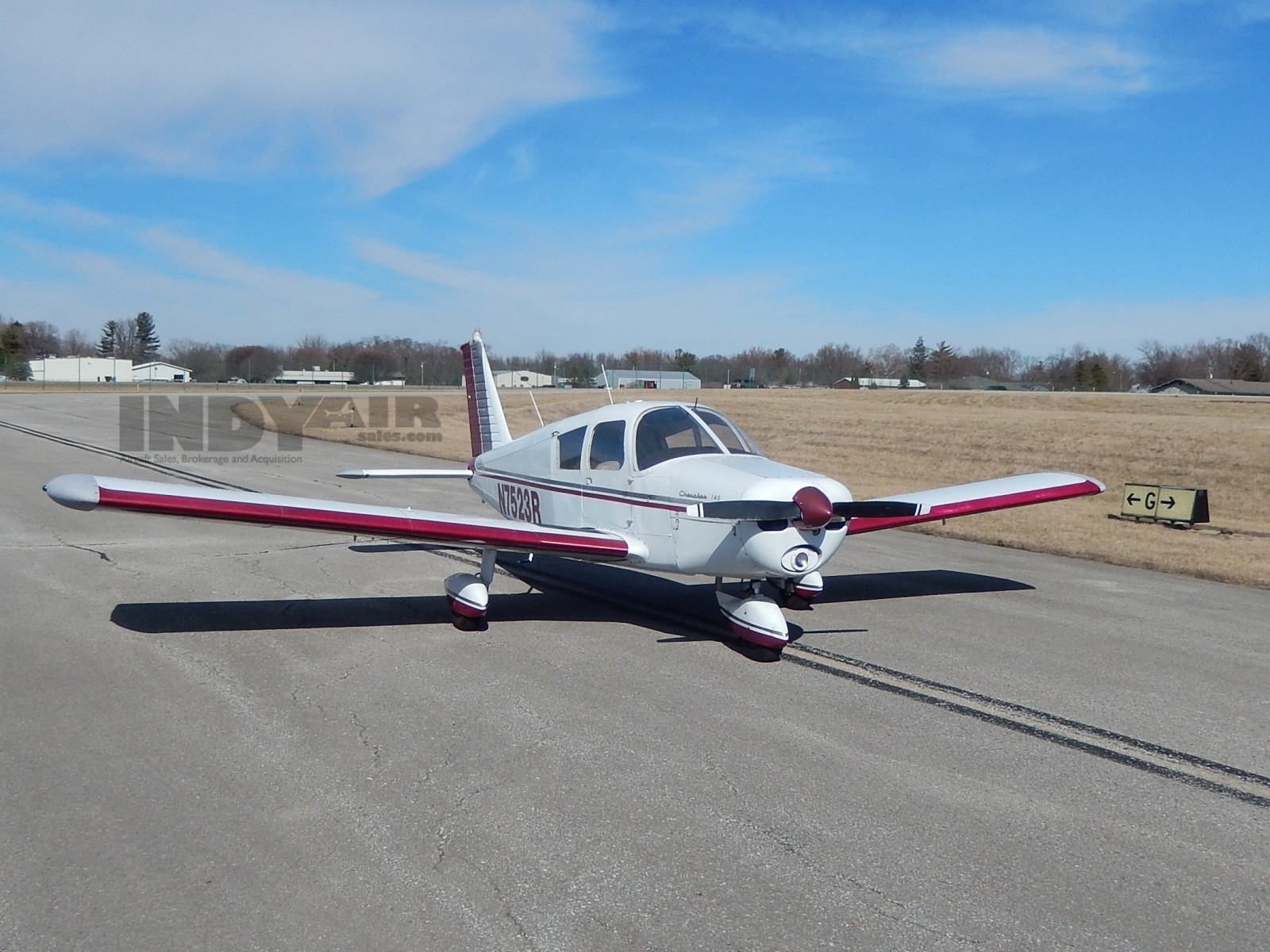 Piper Cherokee 140 - N7523R