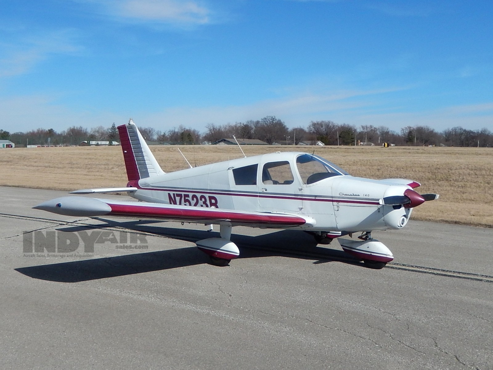 Piper Cherokee 140 - N7523R