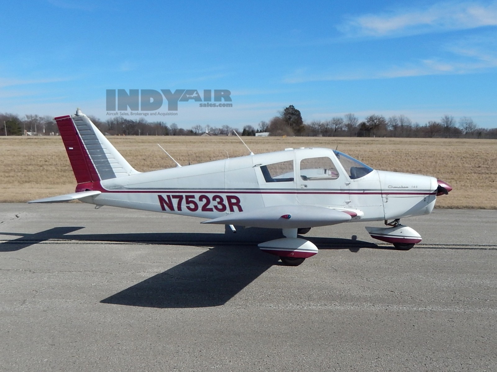 Piper Cherokee 140 - N7523R