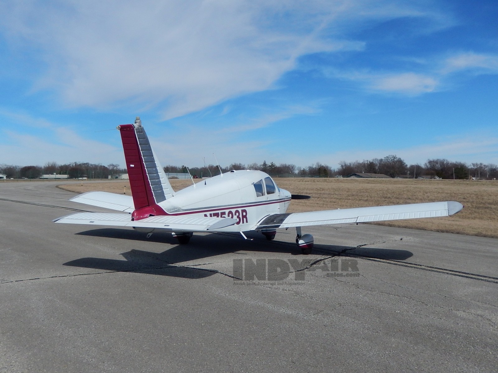 Piper Cherokee 140 - N7523R