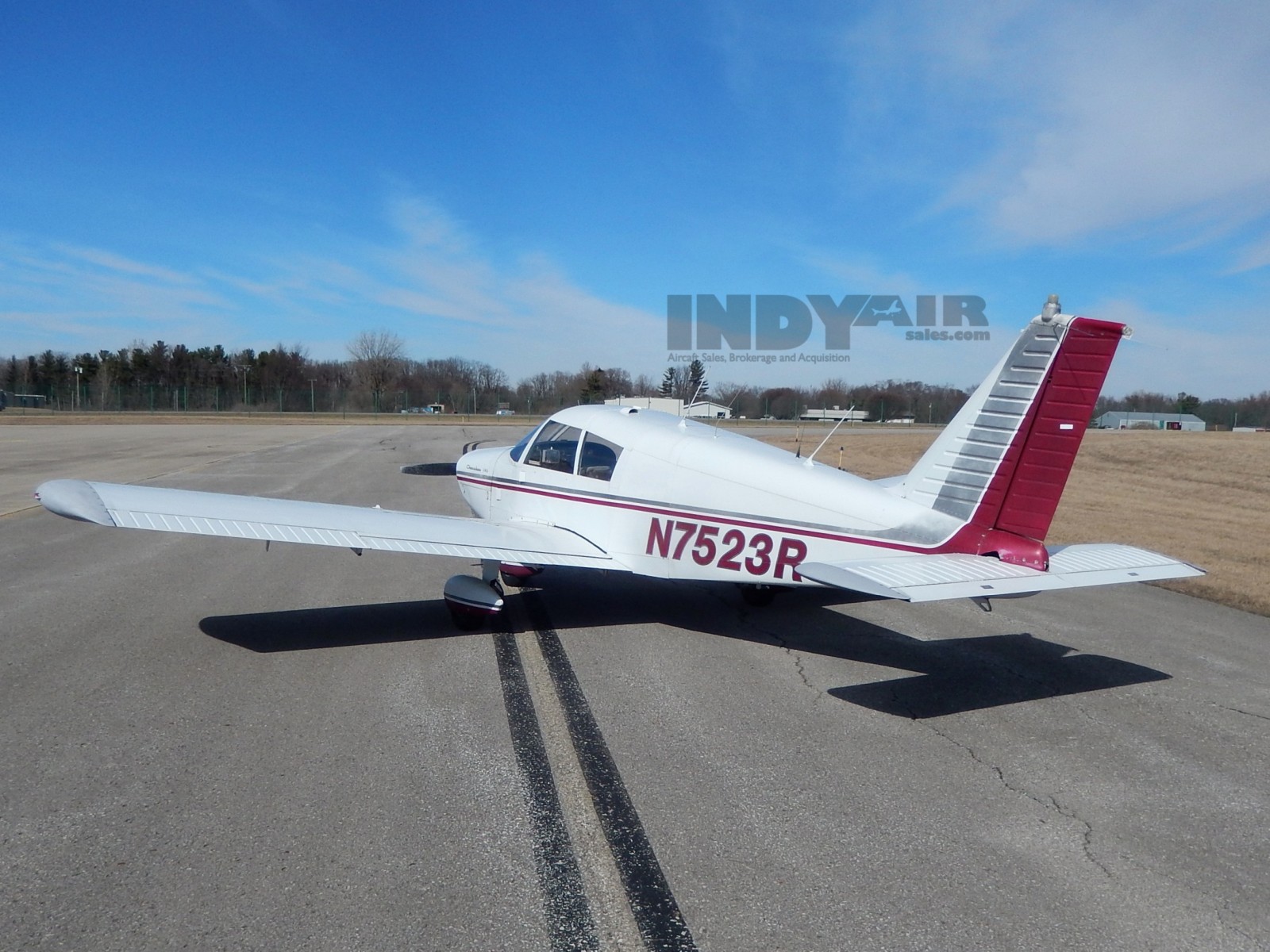 Piper Cherokee 140 - N7523R