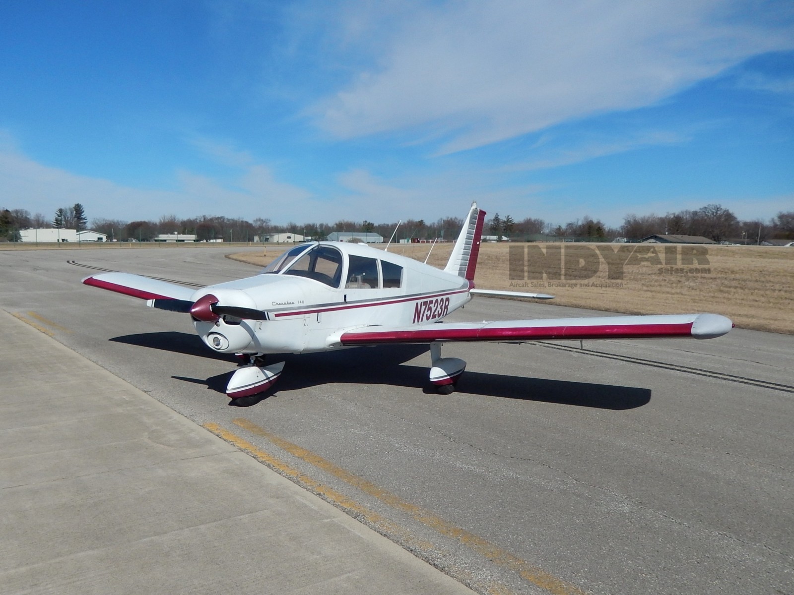 Piper Cherokee 140 - N7523R