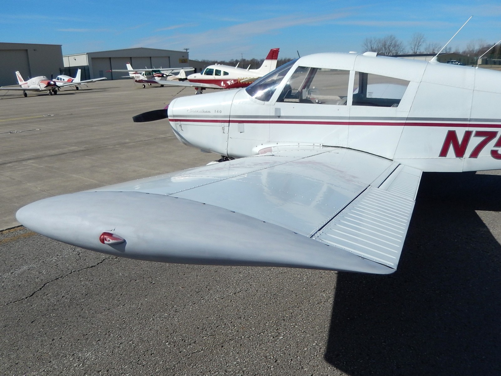 Piper Cherokee 140 - N7523R