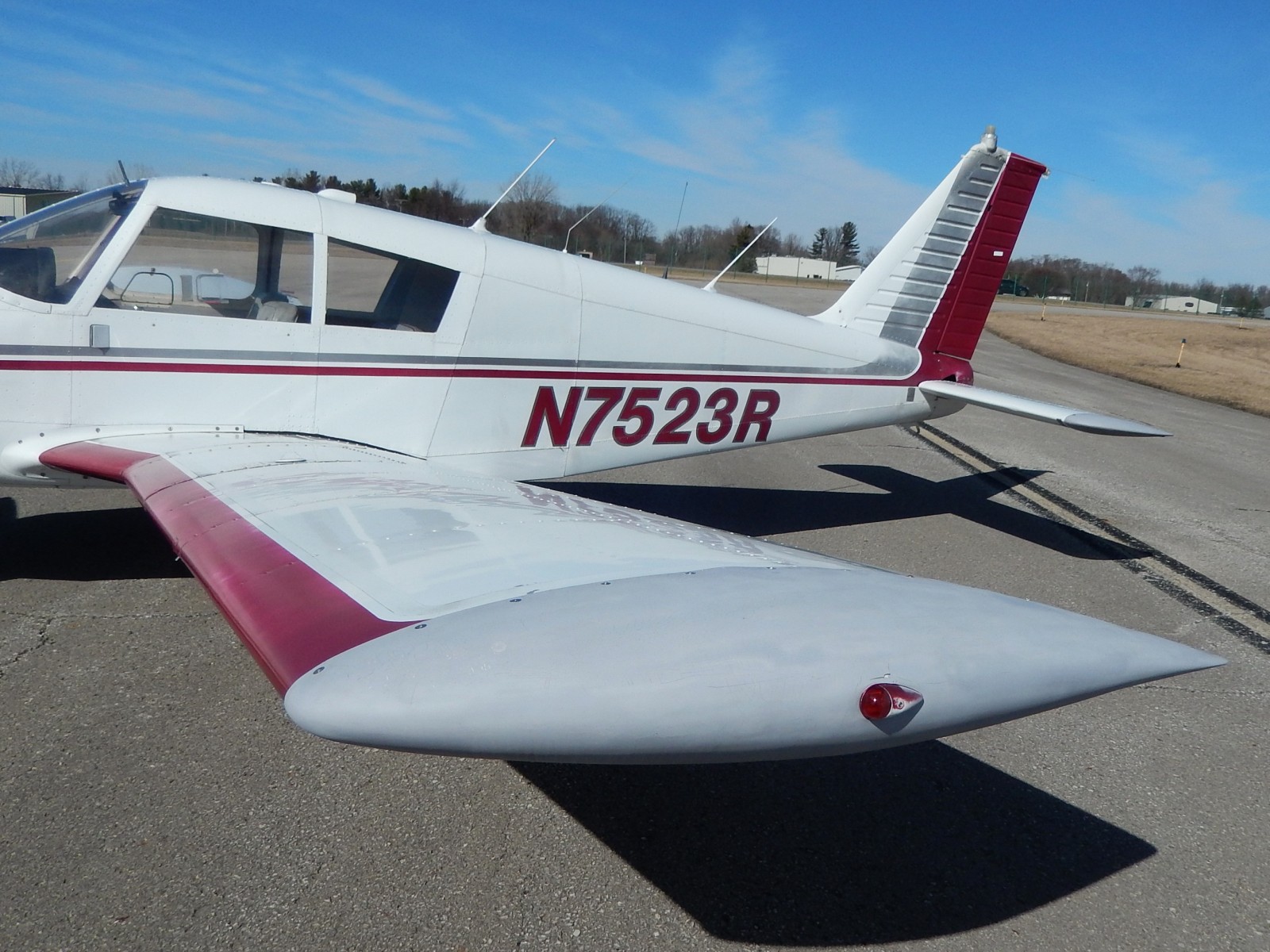 Piper Cherokee 140 - N7523R