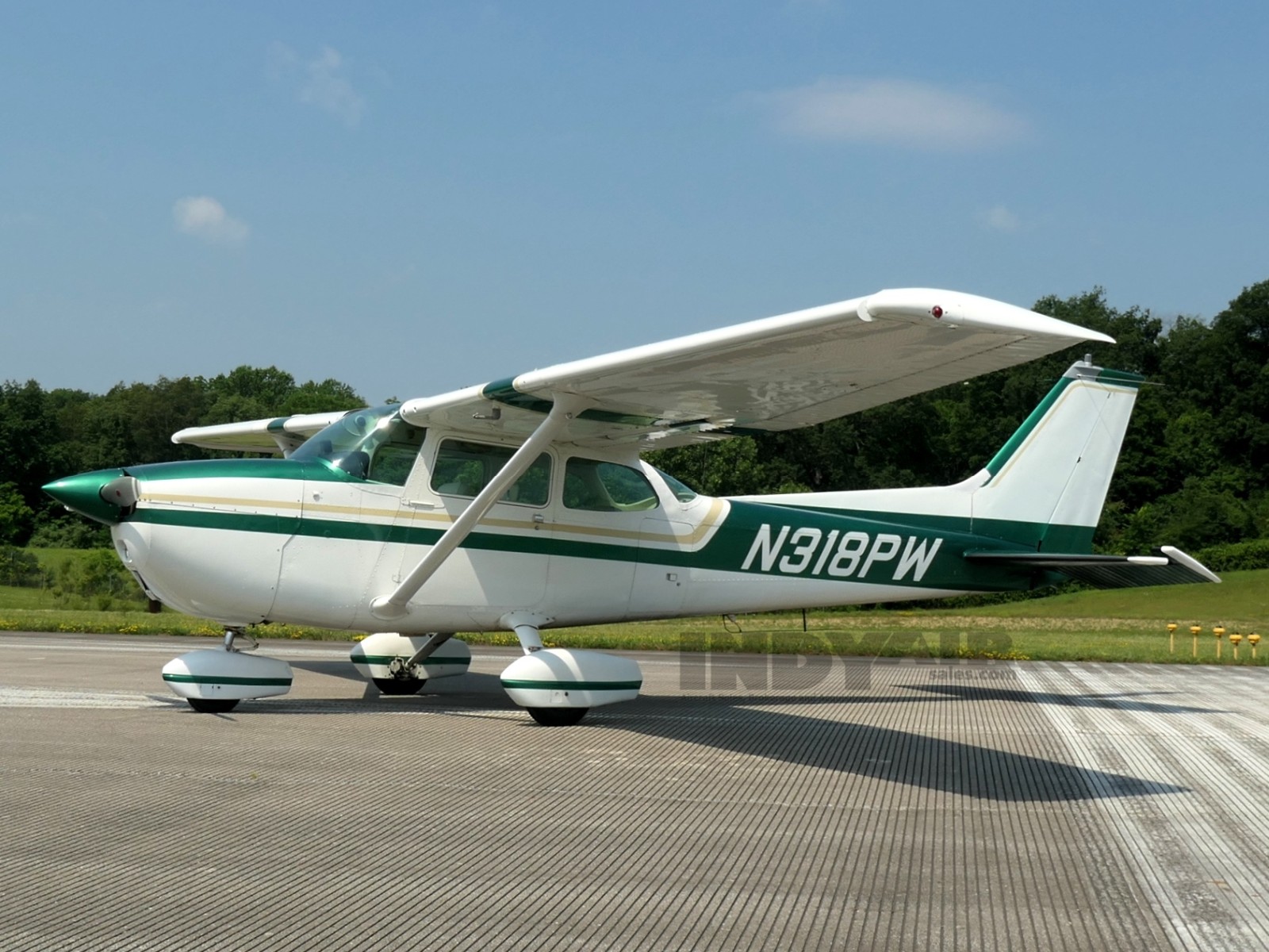 Cessna 172M Skyhawk 180HP - N318PW - Aircraft For Sale - Indy Air Sales