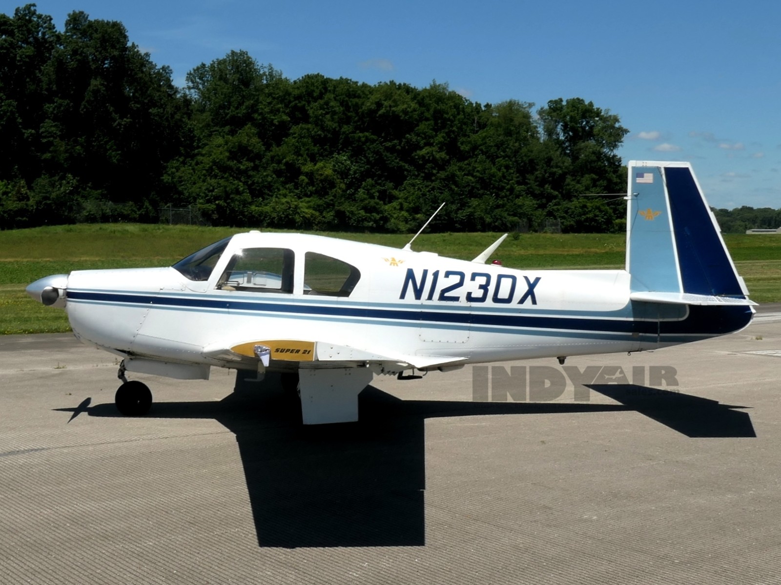 Mooney M20E - N1230X