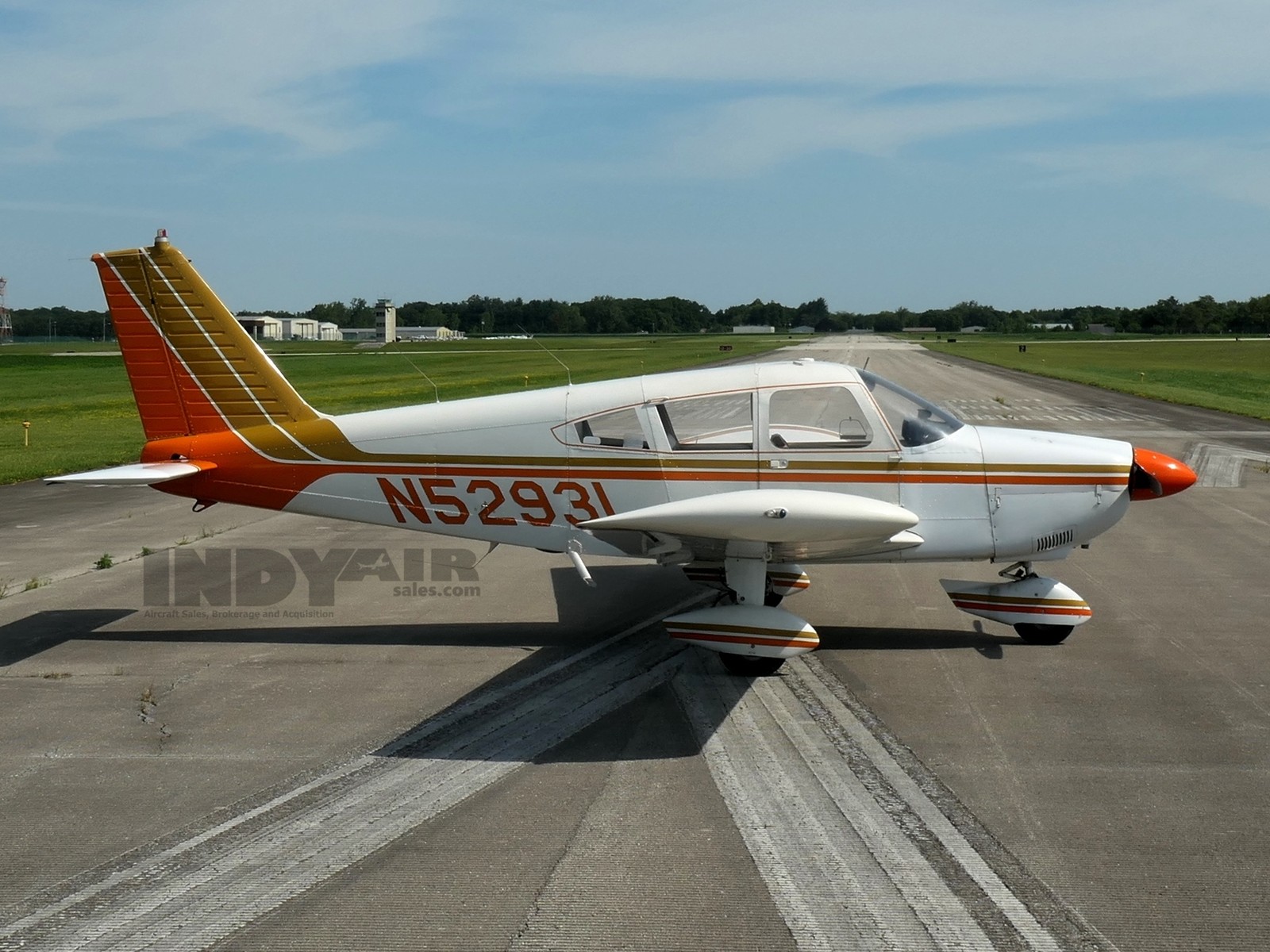 Piper Cherokee 180D - N5293L