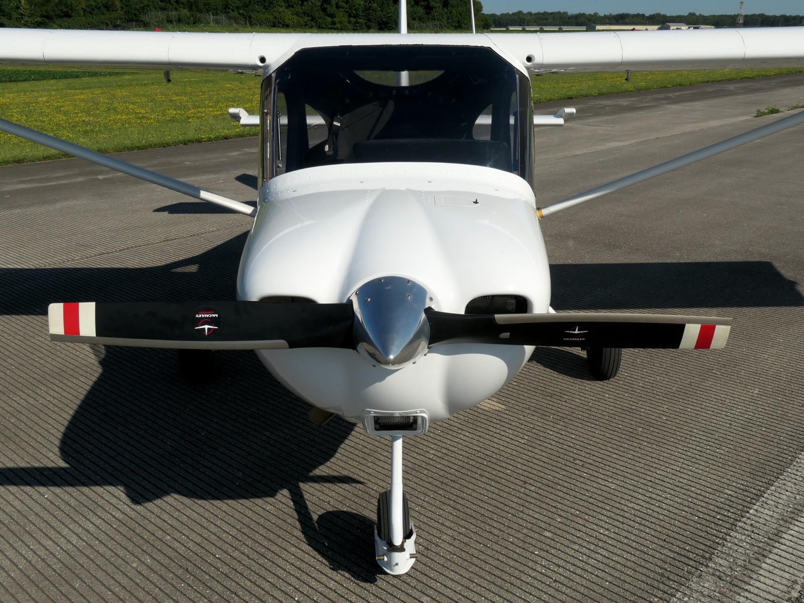 Cessna Skycatcher 162 - N52030