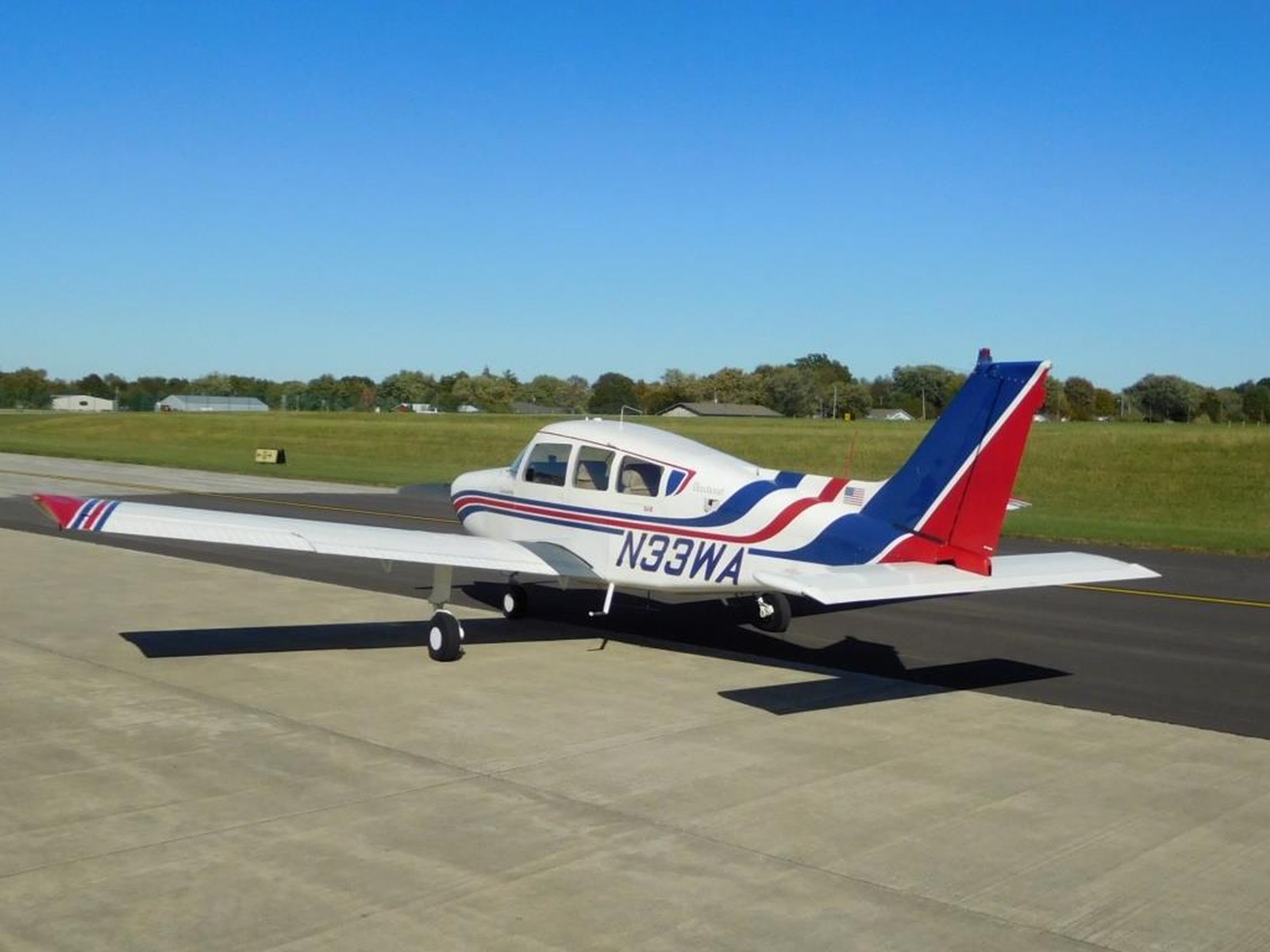 Beechcraft Sundowner - N33WA