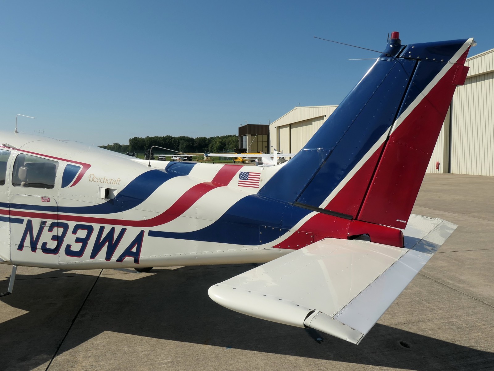 Beechcraft Sundowner - N33WA