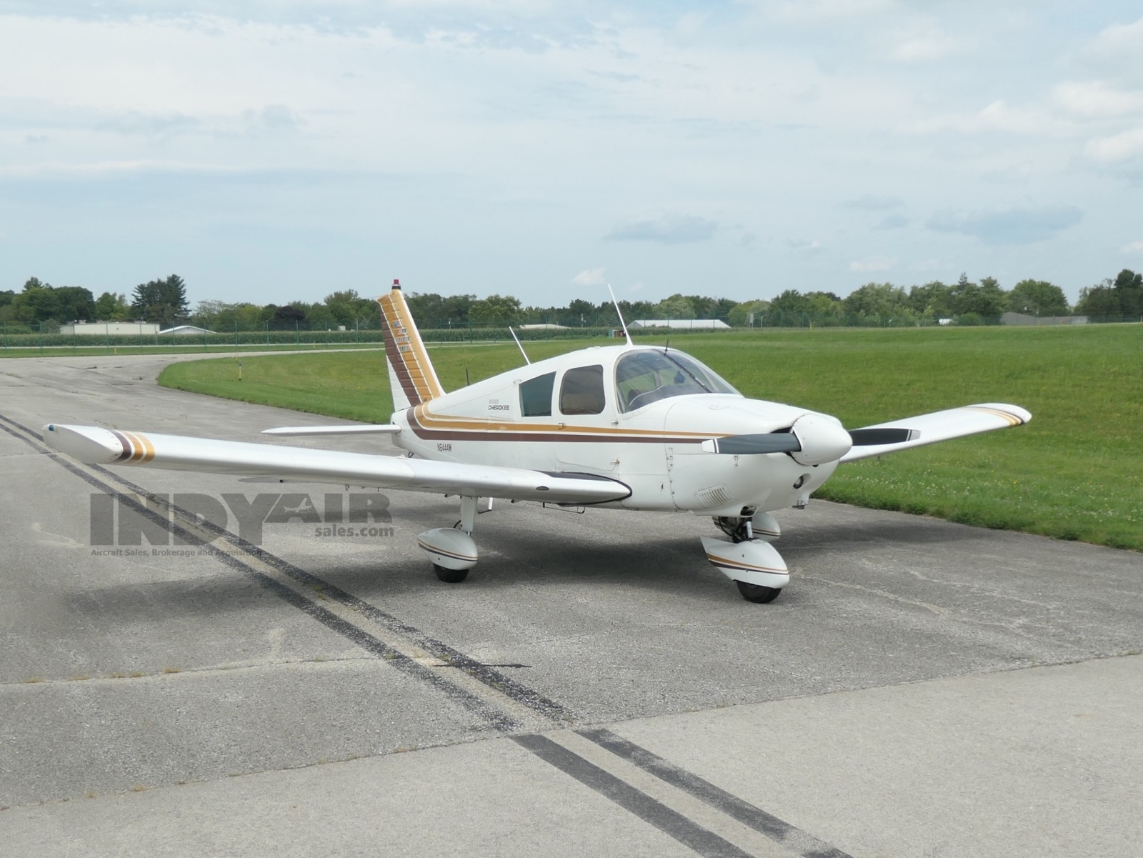 Piper Cherokee 180C - N8444W