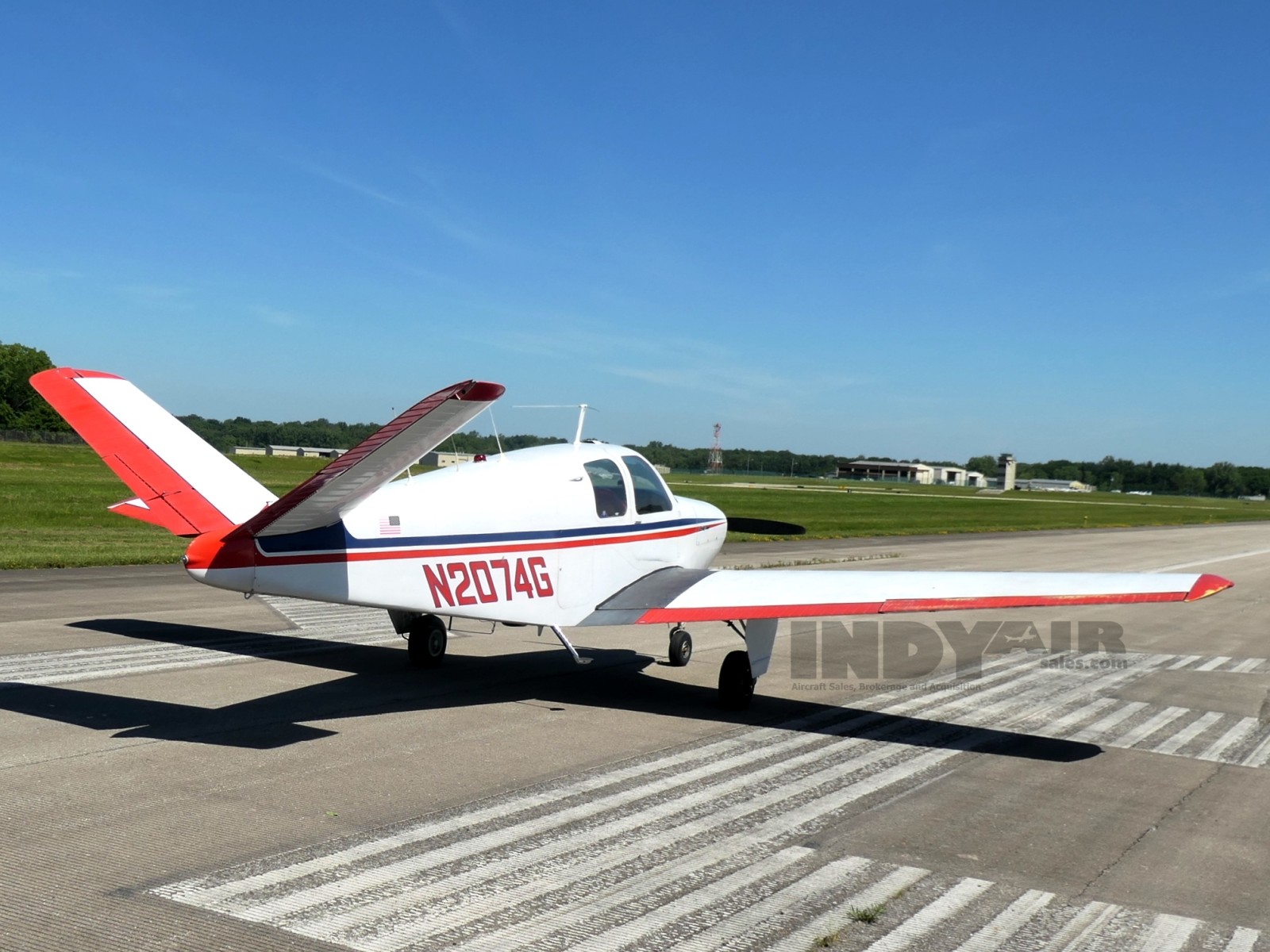 Beechcraft Bonanza D35 - N2074G