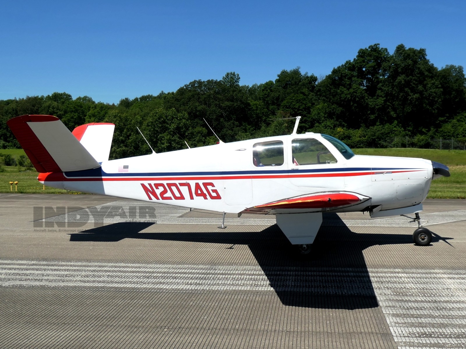 Beechcraft Bonanza D35 - N2074G