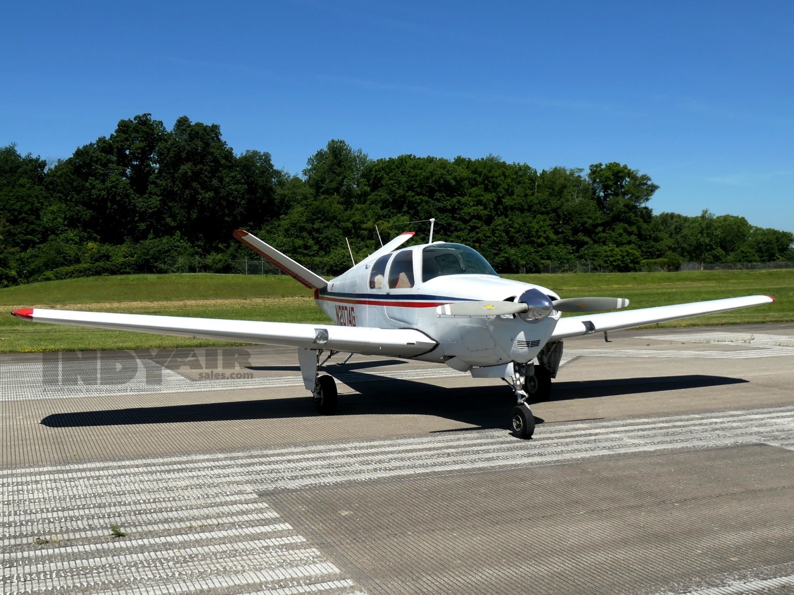 Beechcraft Bonanza D35 - N2074G