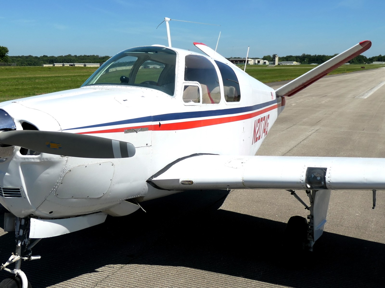 Beechcraft Bonanza D35 - N2074G