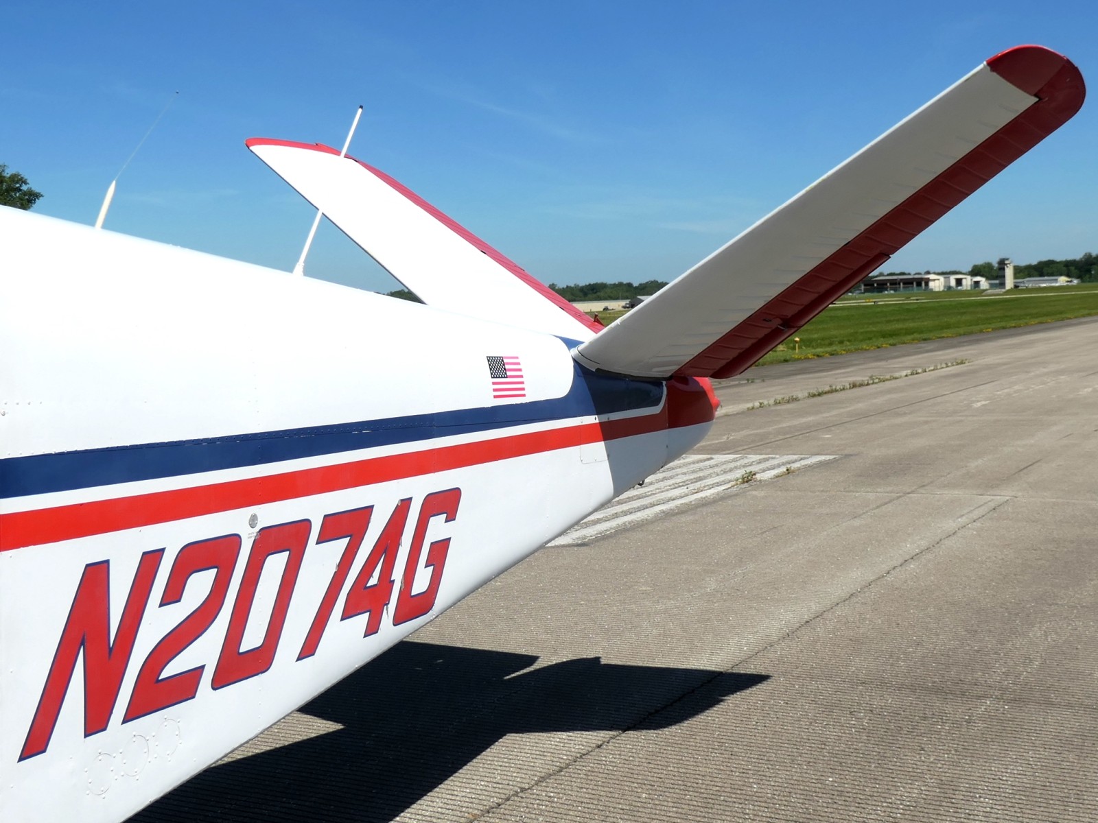 Beechcraft Bonanza D35 - N2074G