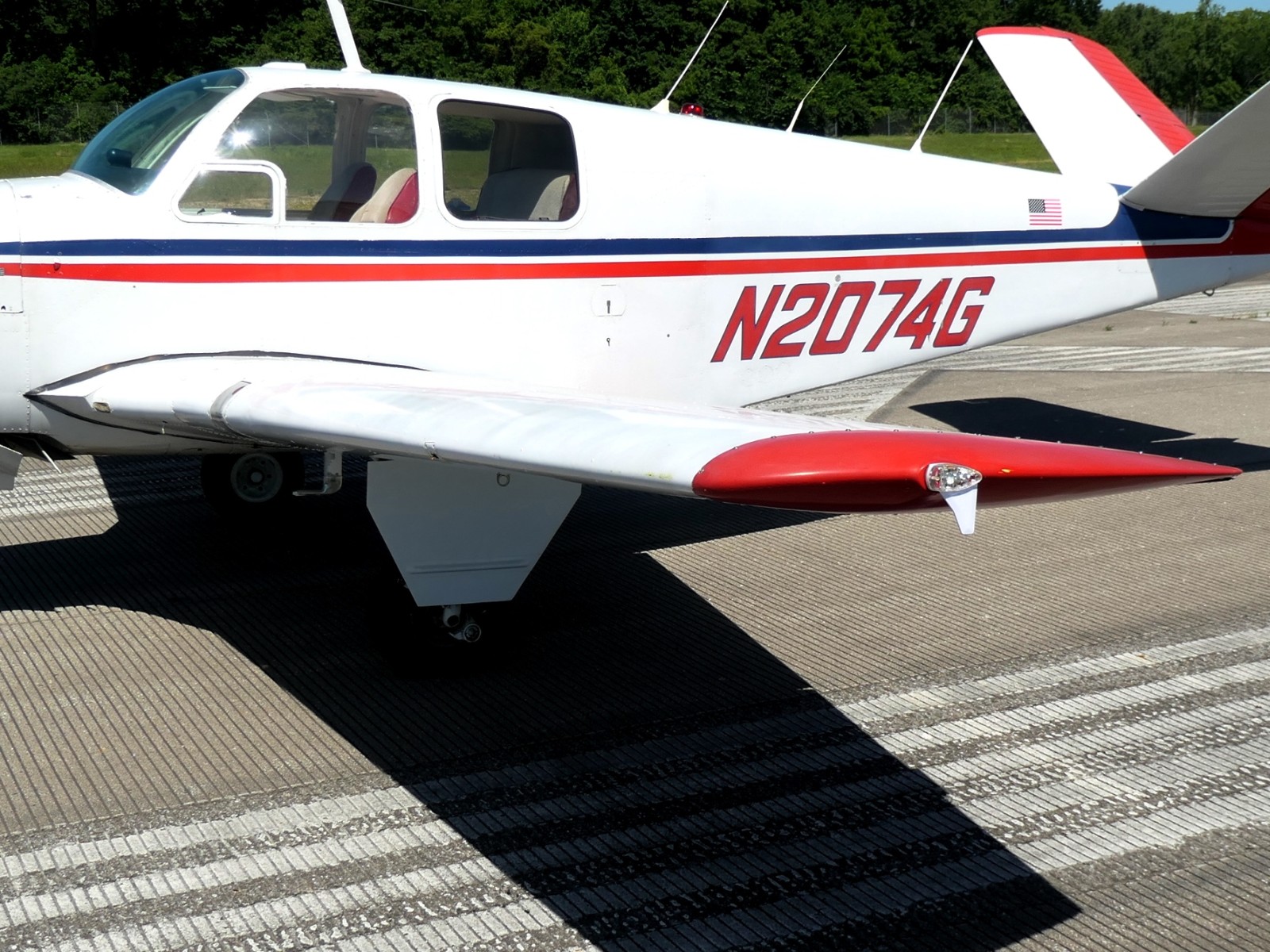 Beechcraft Bonanza D35 - N2074G