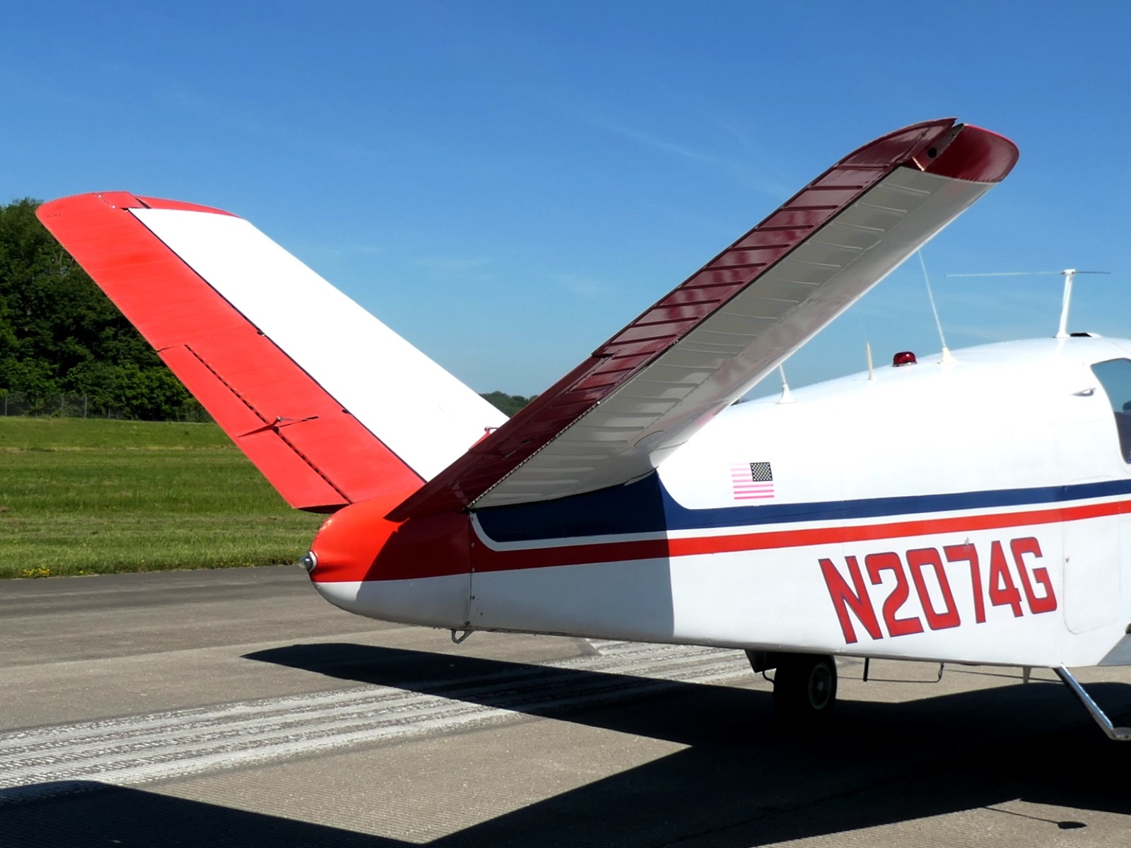 Beechcraft Bonanza D35 - N2074G