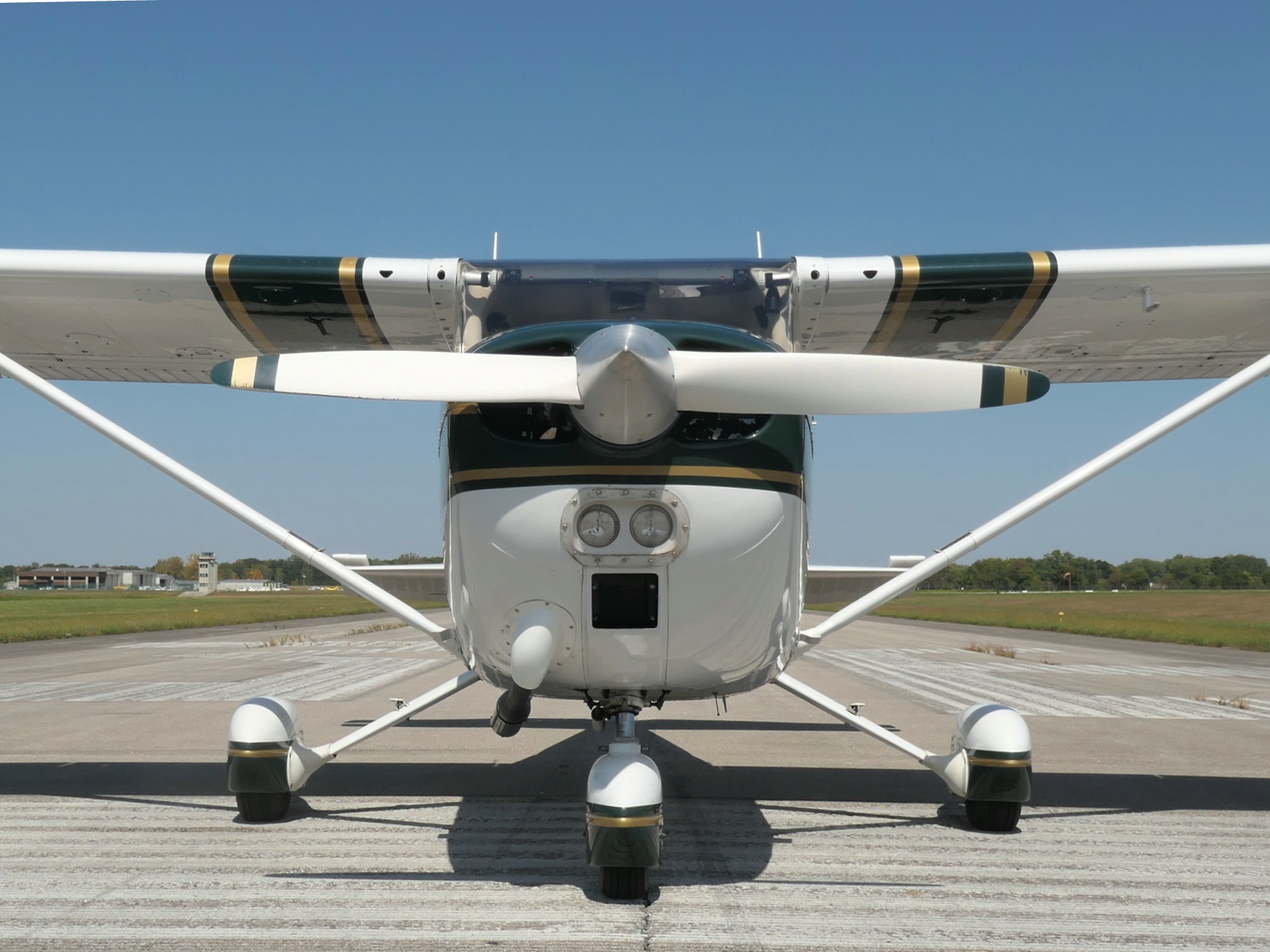 Cessna 172M - N3842V