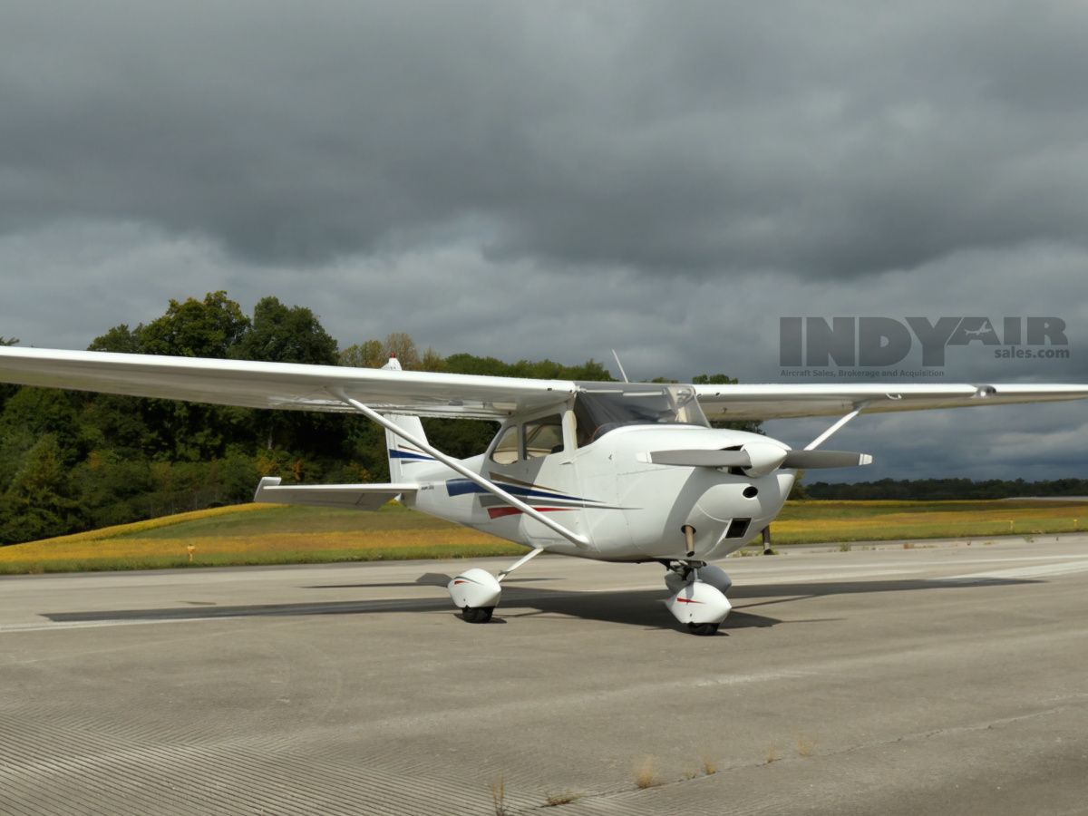 Cessna 172 - N8470U