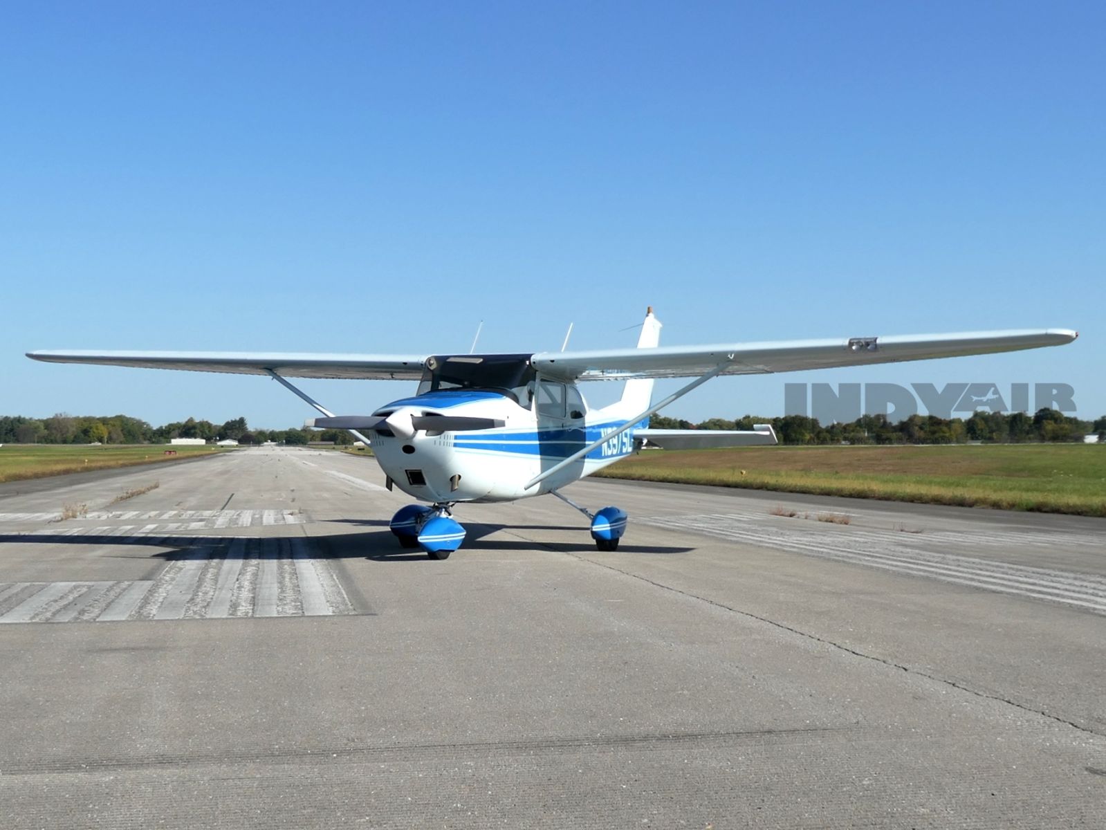 Cessna 172G - N3975L