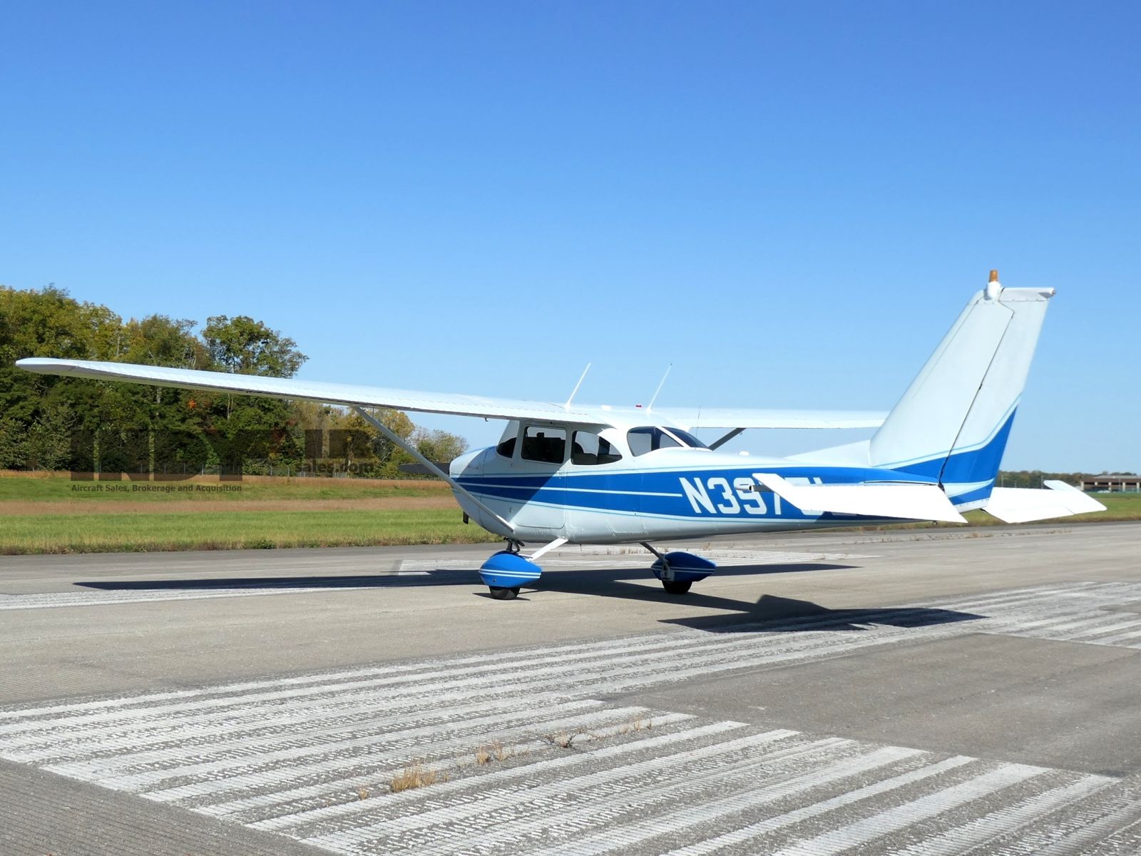 Cessna 172G - N3975L