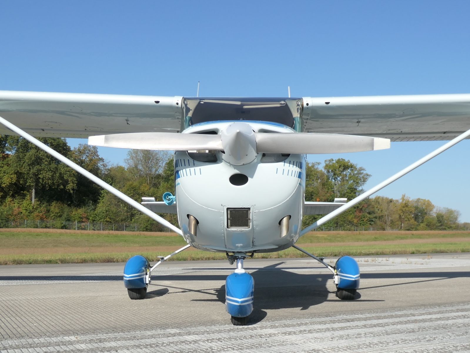 Cessna 172G - N3975L