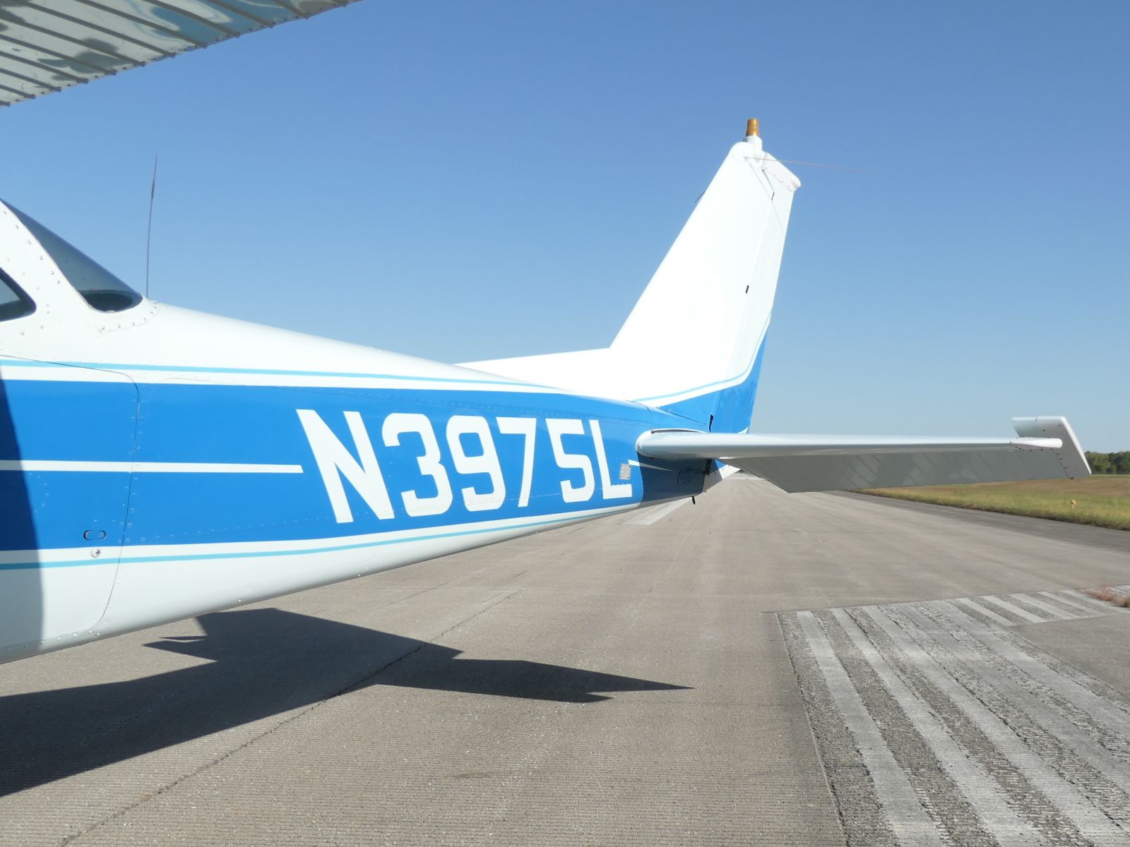 Cessna 172G - N3975L