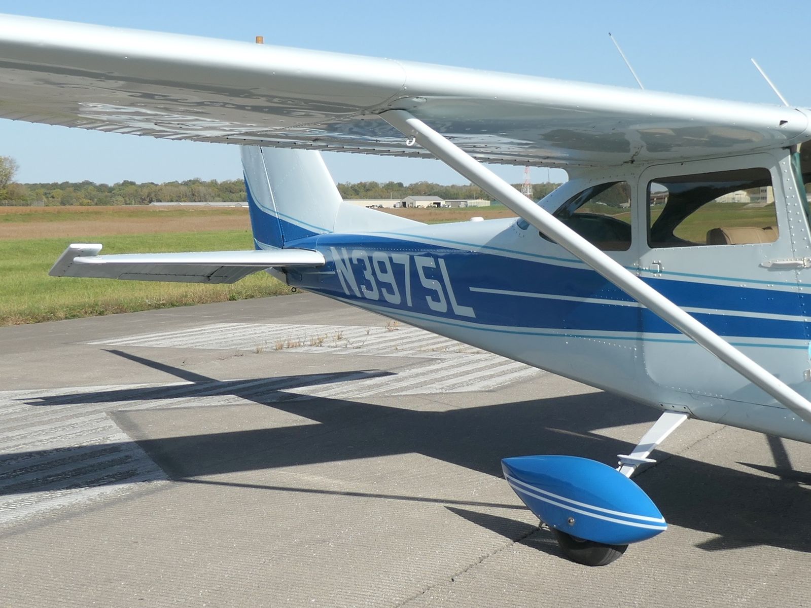 Cessna 172G - N3975L