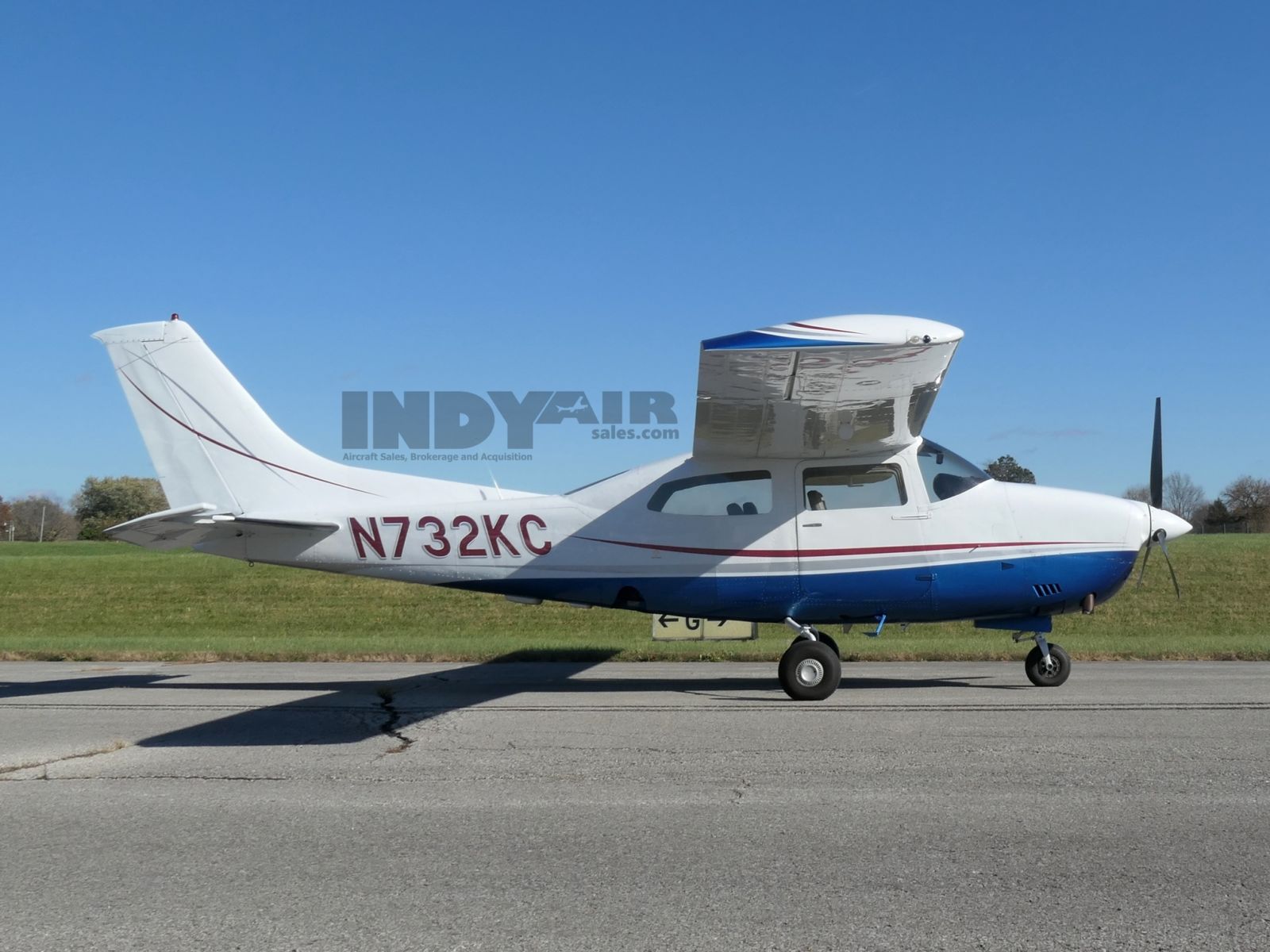 Cessna Turbo 210 - N732KC