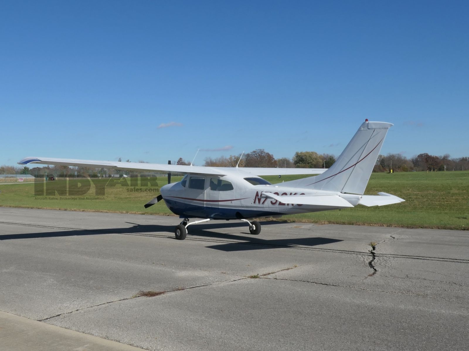 Cessna Turbo 210 - N732KC