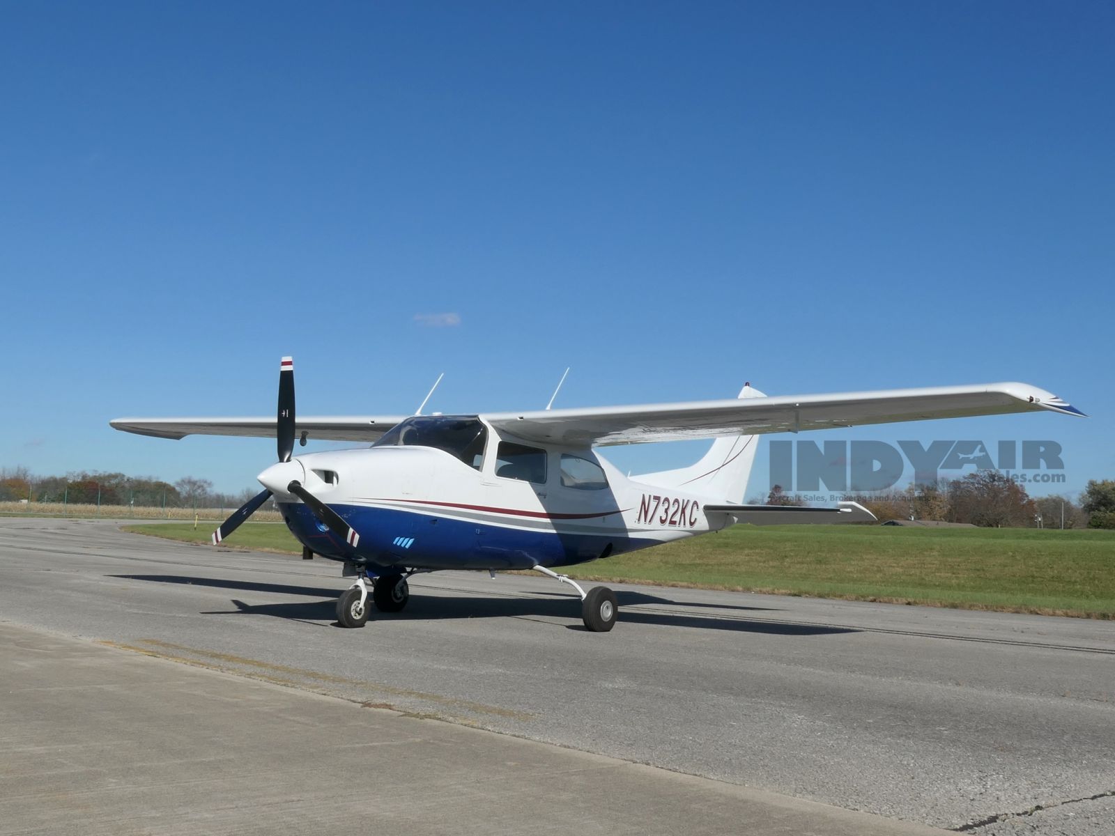 Cessna Turbo 210 - N732KC