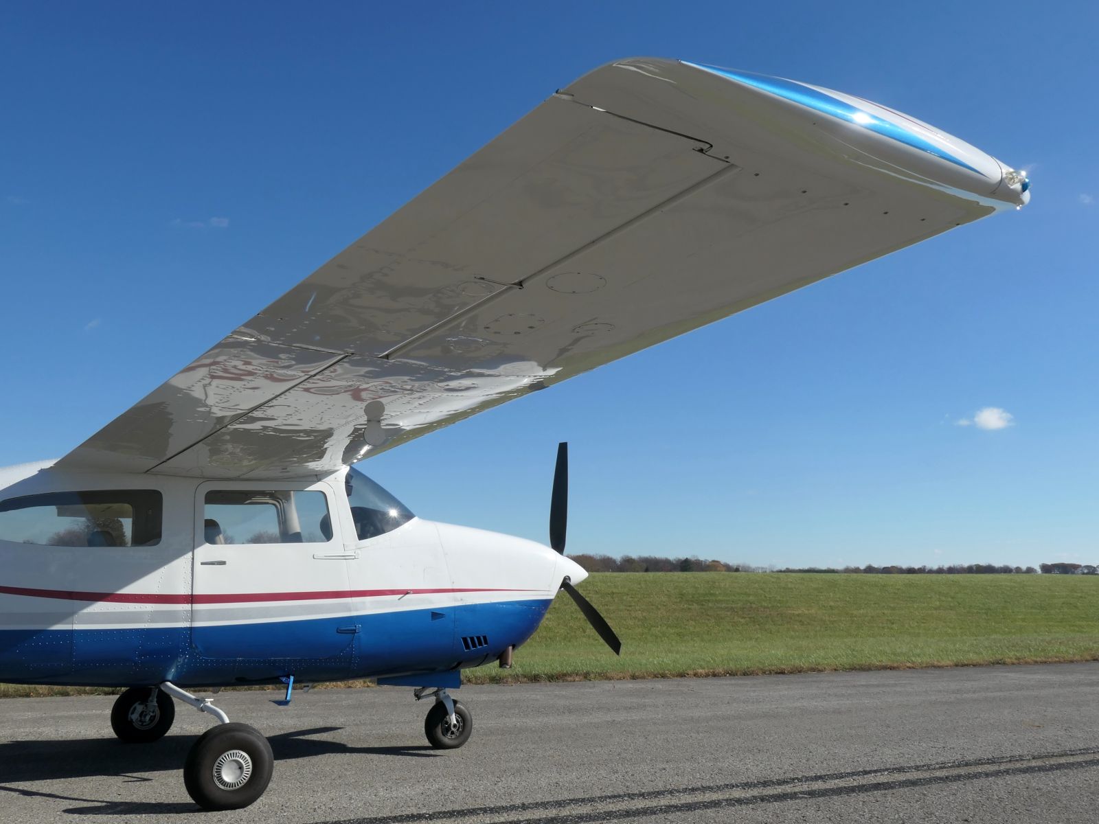 Cessna Turbo 210 - N732KC