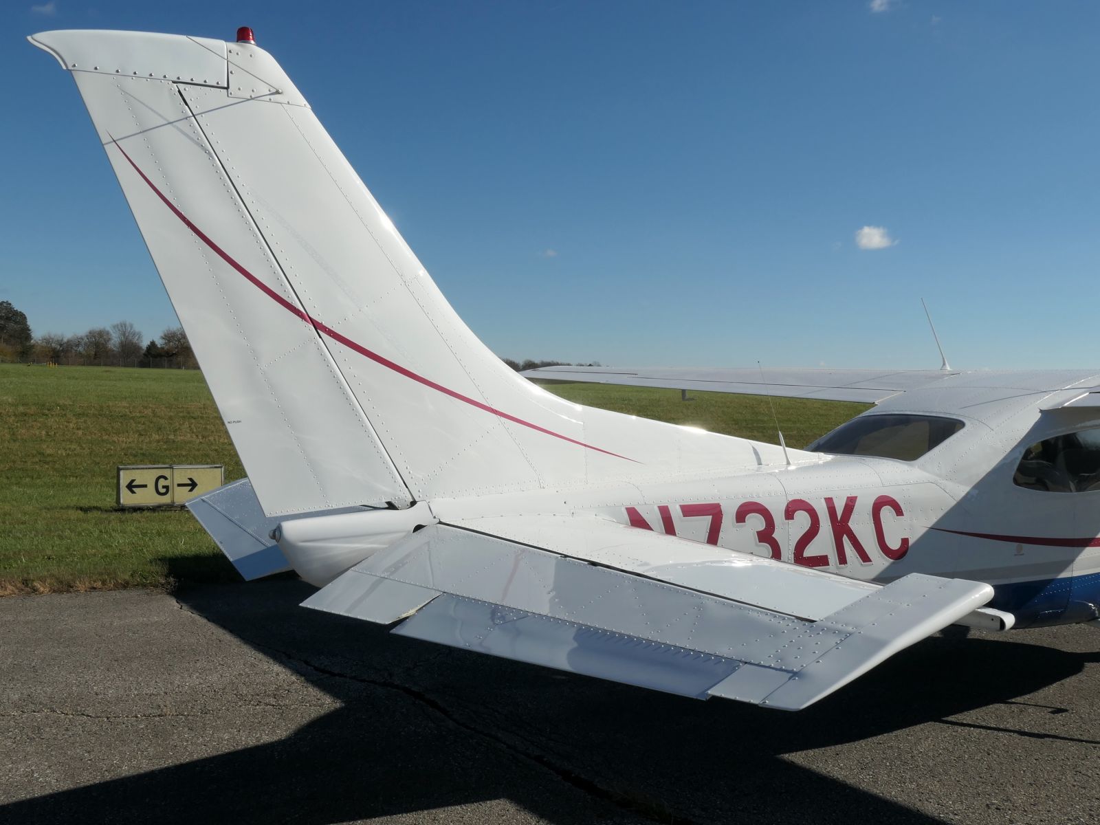 Cessna Turbo 210 - N732KC