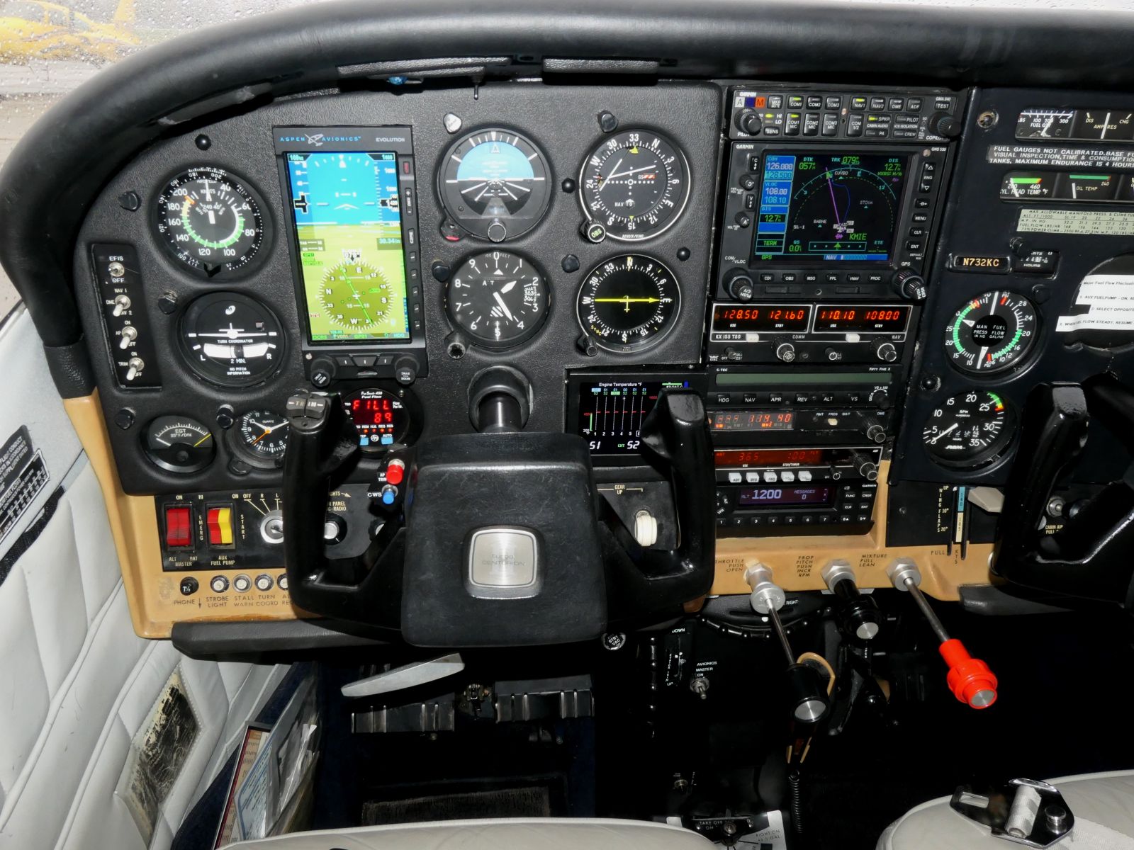 Cessna Turbo 210 - N732KC